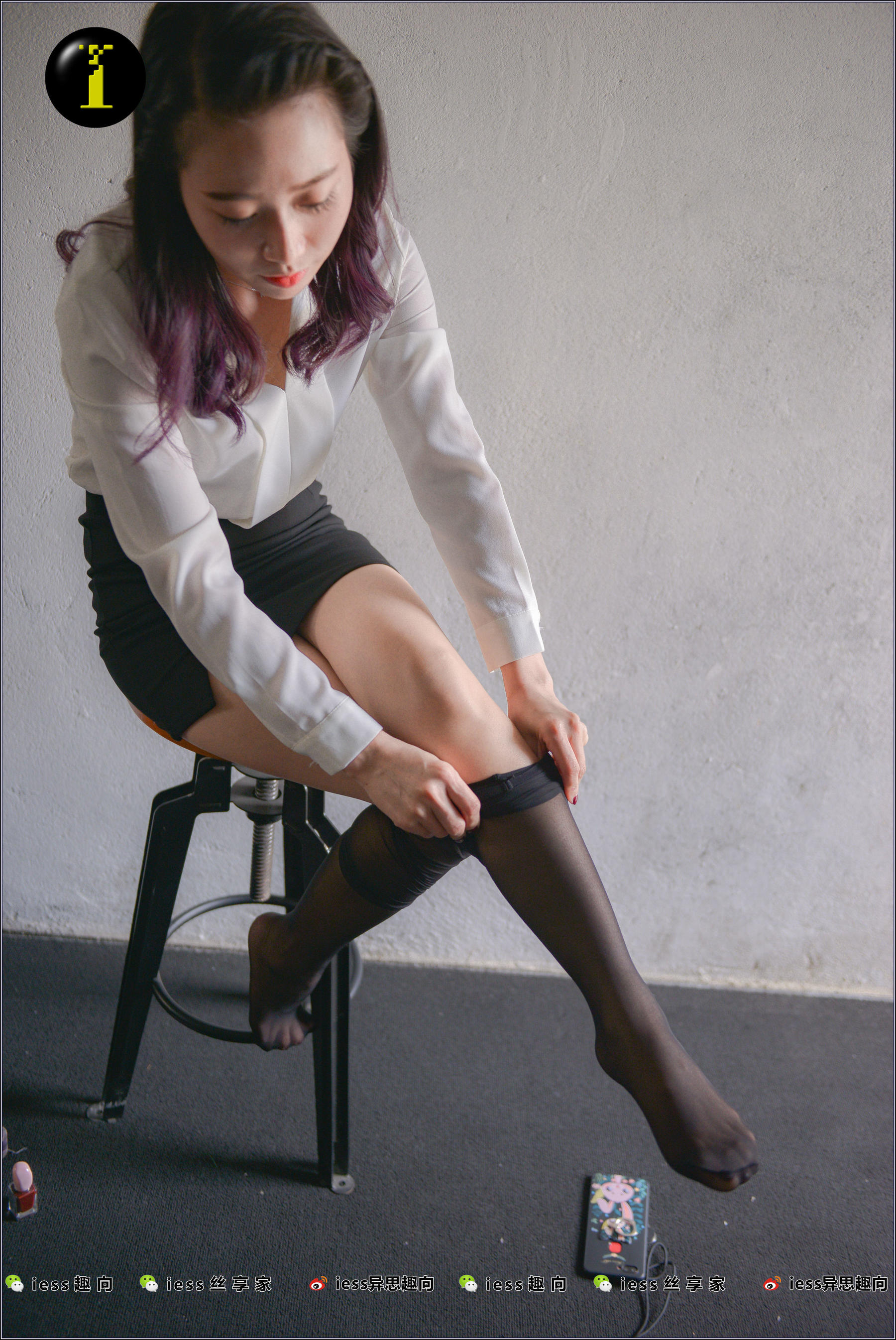 [IESS普惠集] 008 模特范美美 《范美美穿袜子》