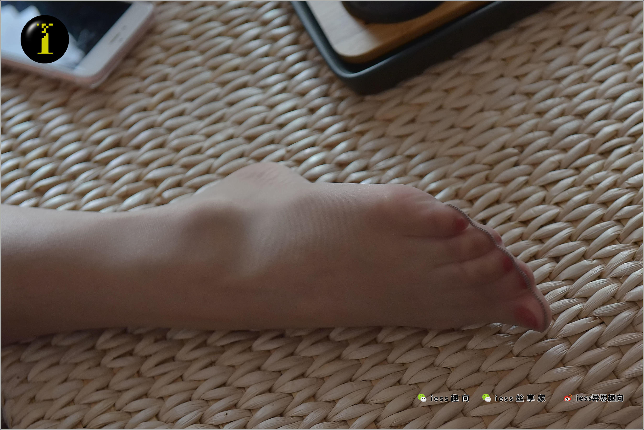 [IESS普惠集] 024 模特珊珊 《一双不应该被埋没的美》