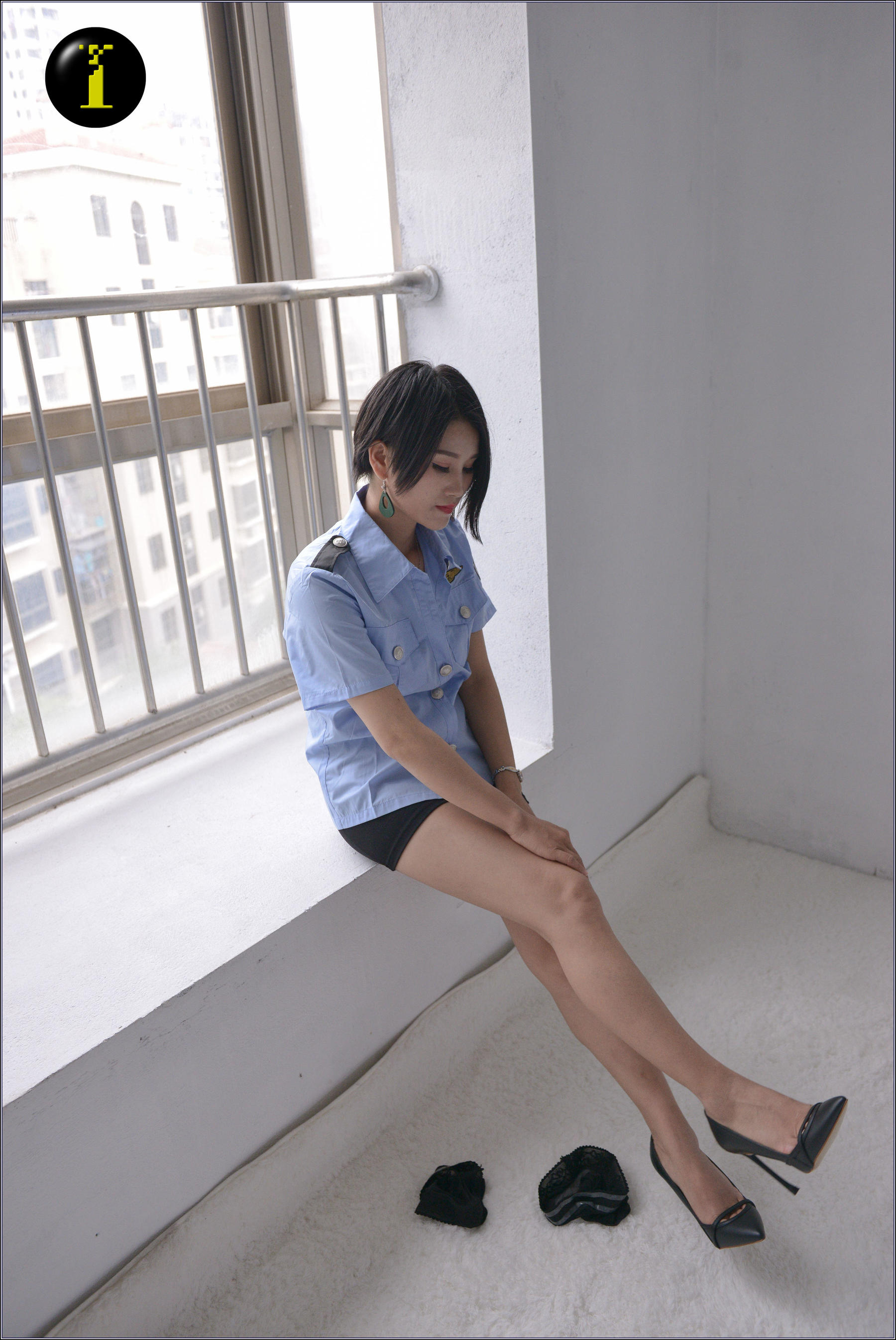 [IESS普惠集] 042 模特无名 《糟糕的米国女保安》