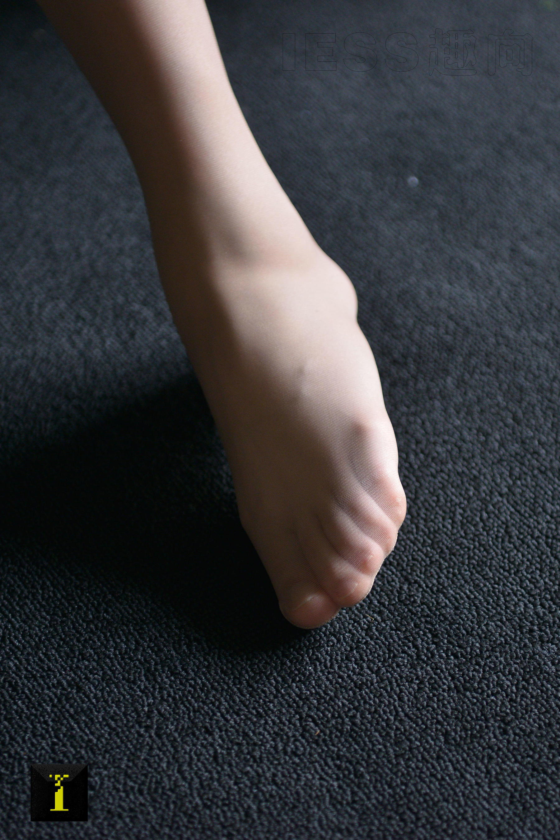 [IESS普惠集] 056 模特小捷 《光影下的柔美（1）》