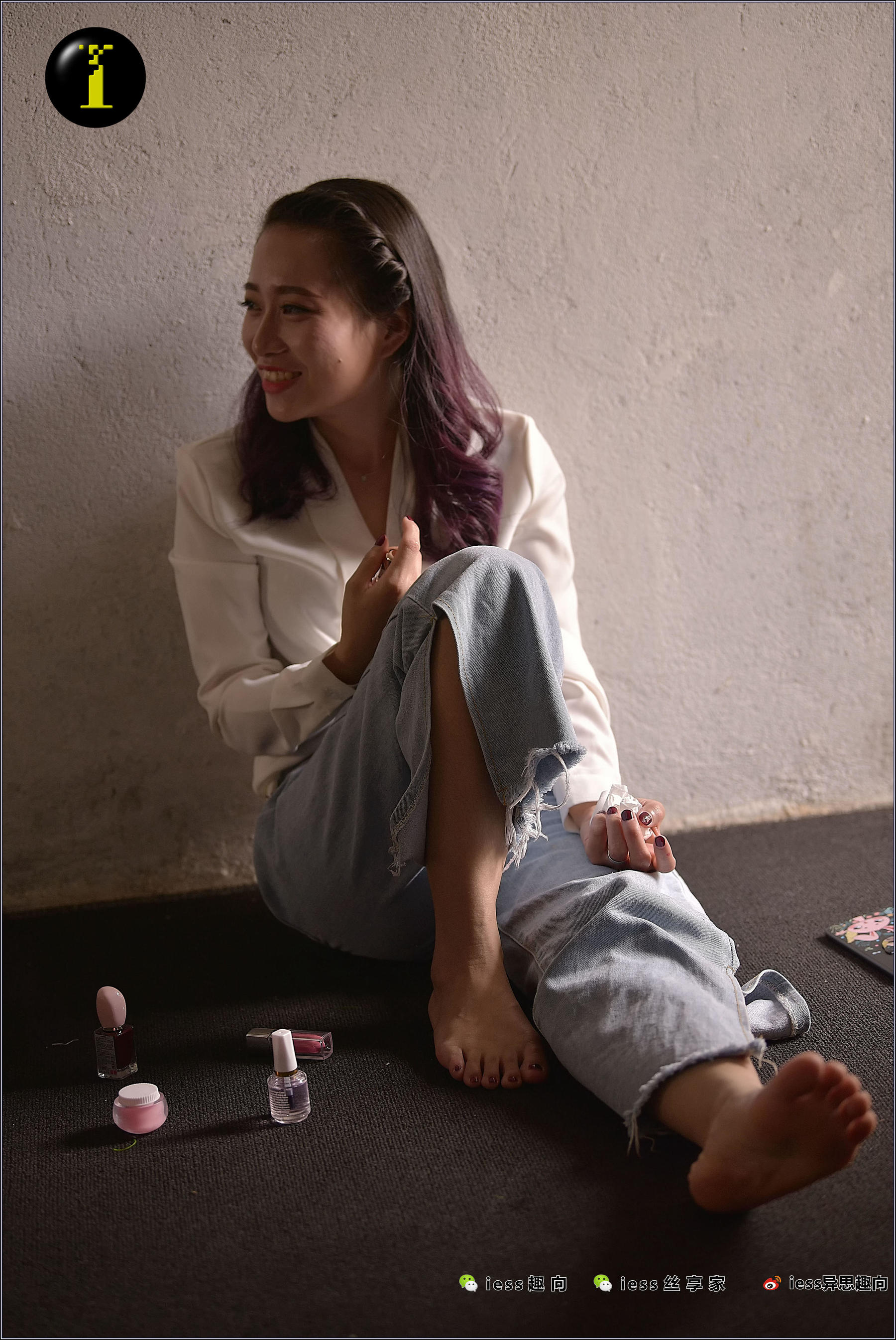 [IESS普惠集] 073 模特范美美 《涂趾甲油》