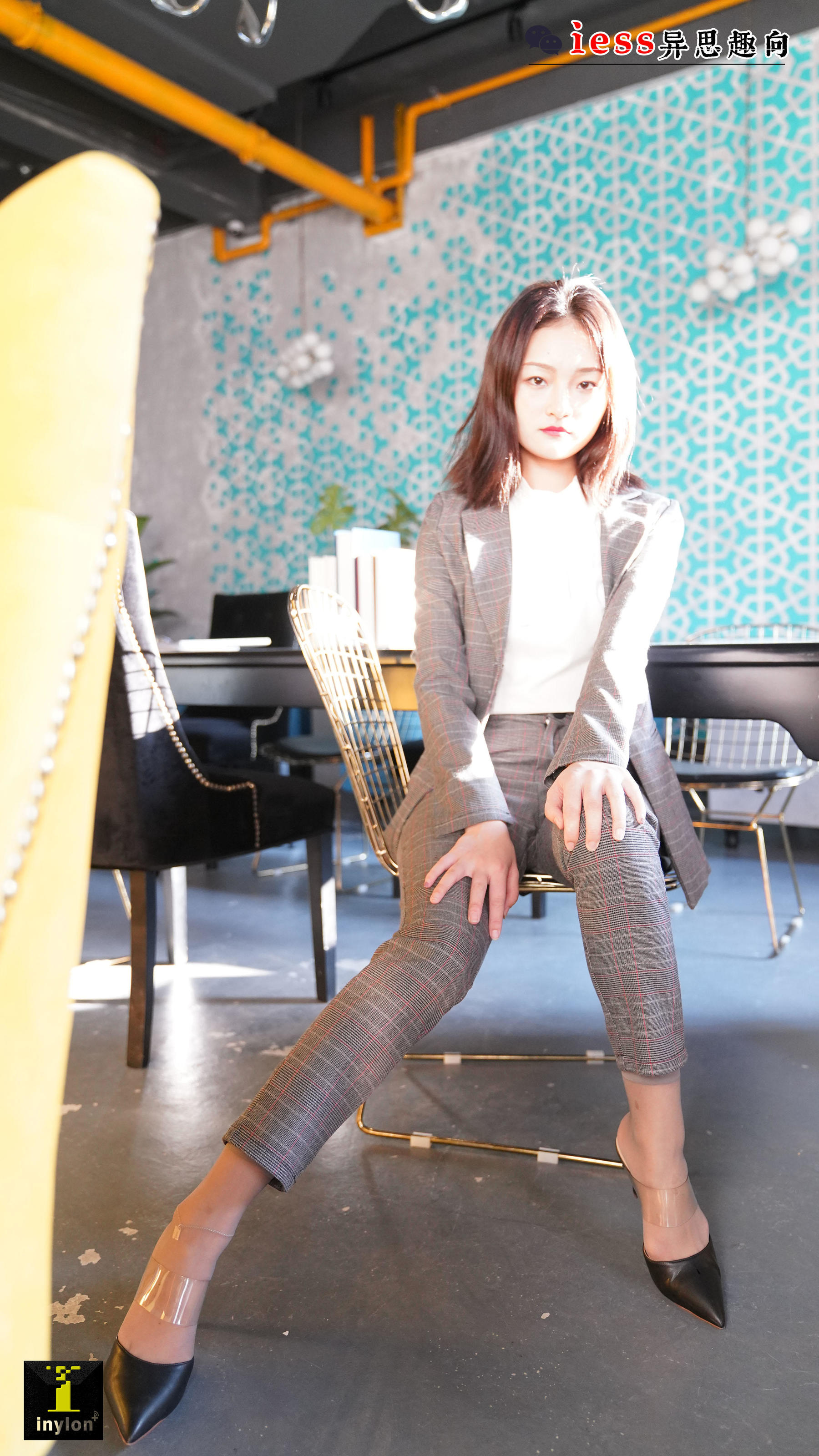 [IESS普惠集] 131 模特格格 《短灰丝》