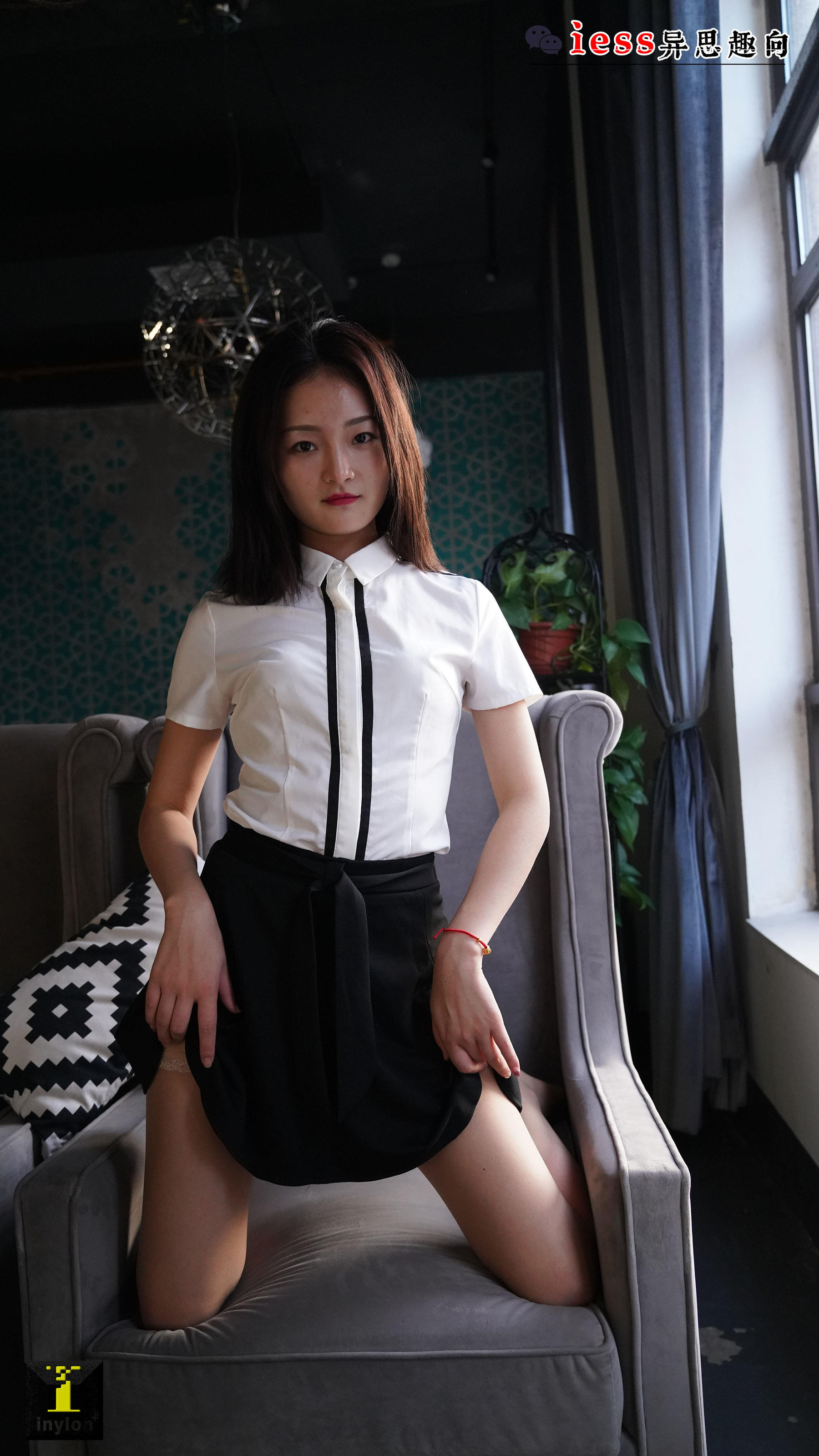 [IESS普惠集] 135 模特格格 《格格的白凉鞋》