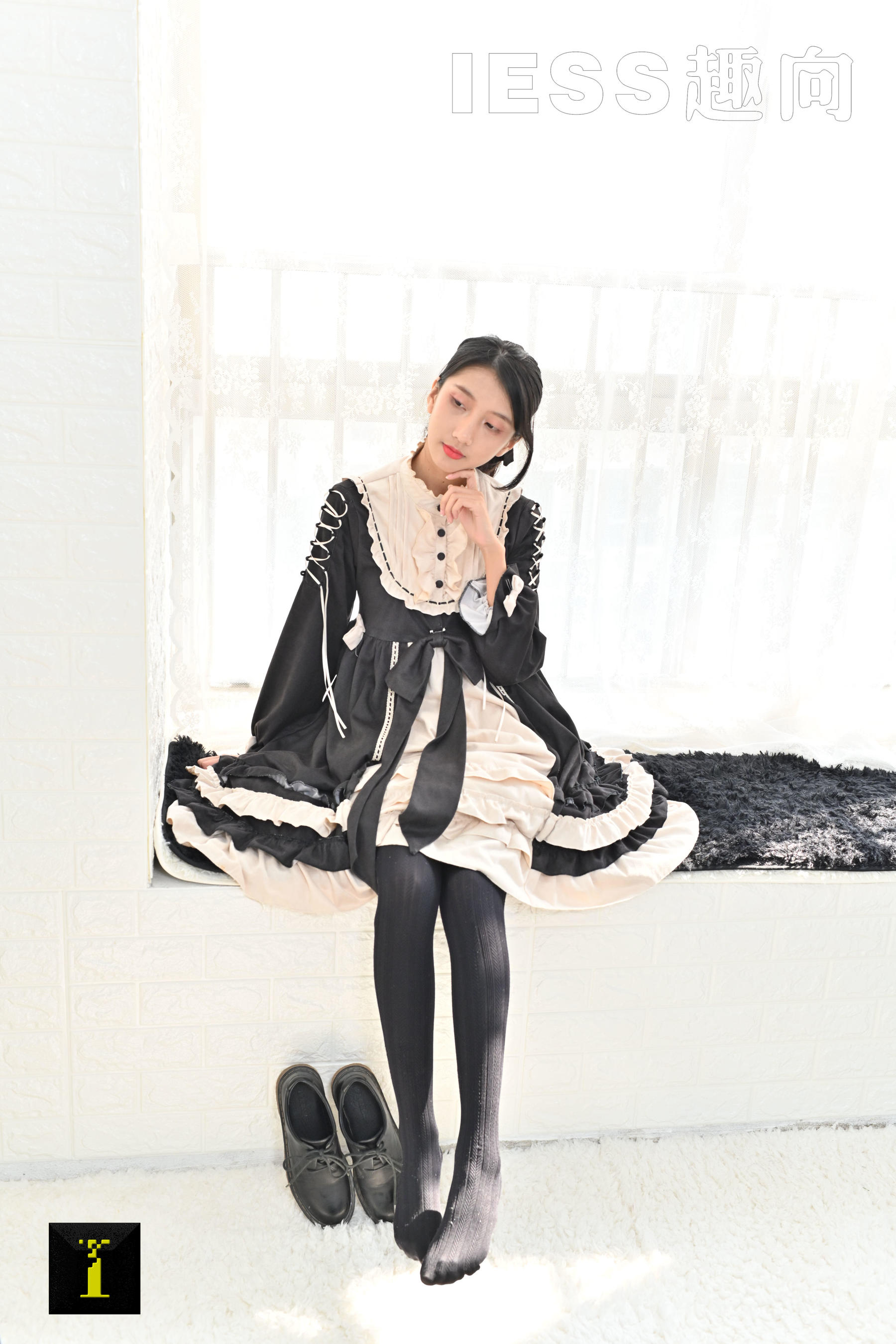 [IESS普惠集] 140 模特森爷 《厚袜子》