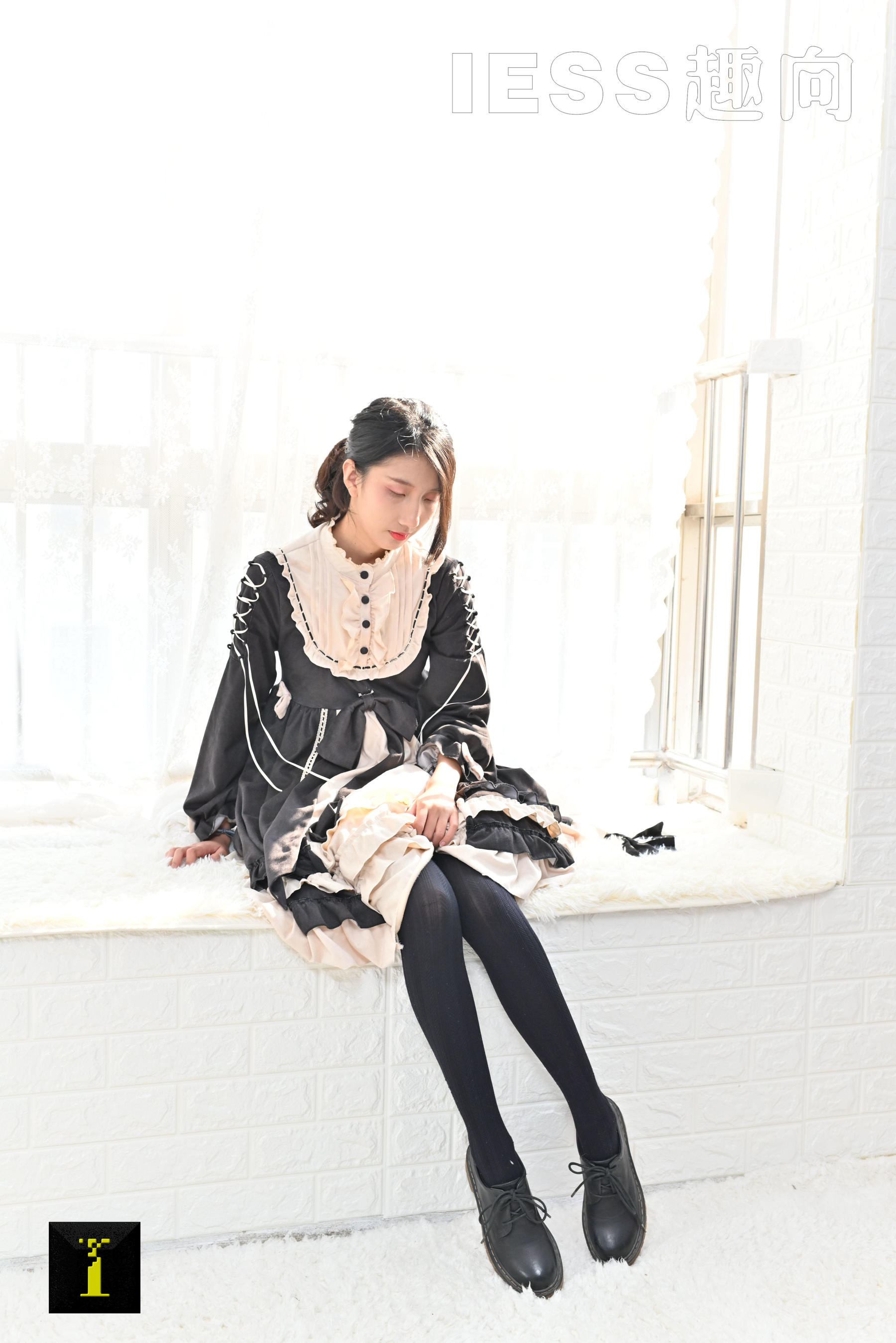 [IESS普惠集] 140 模特森爷 《厚袜子》
