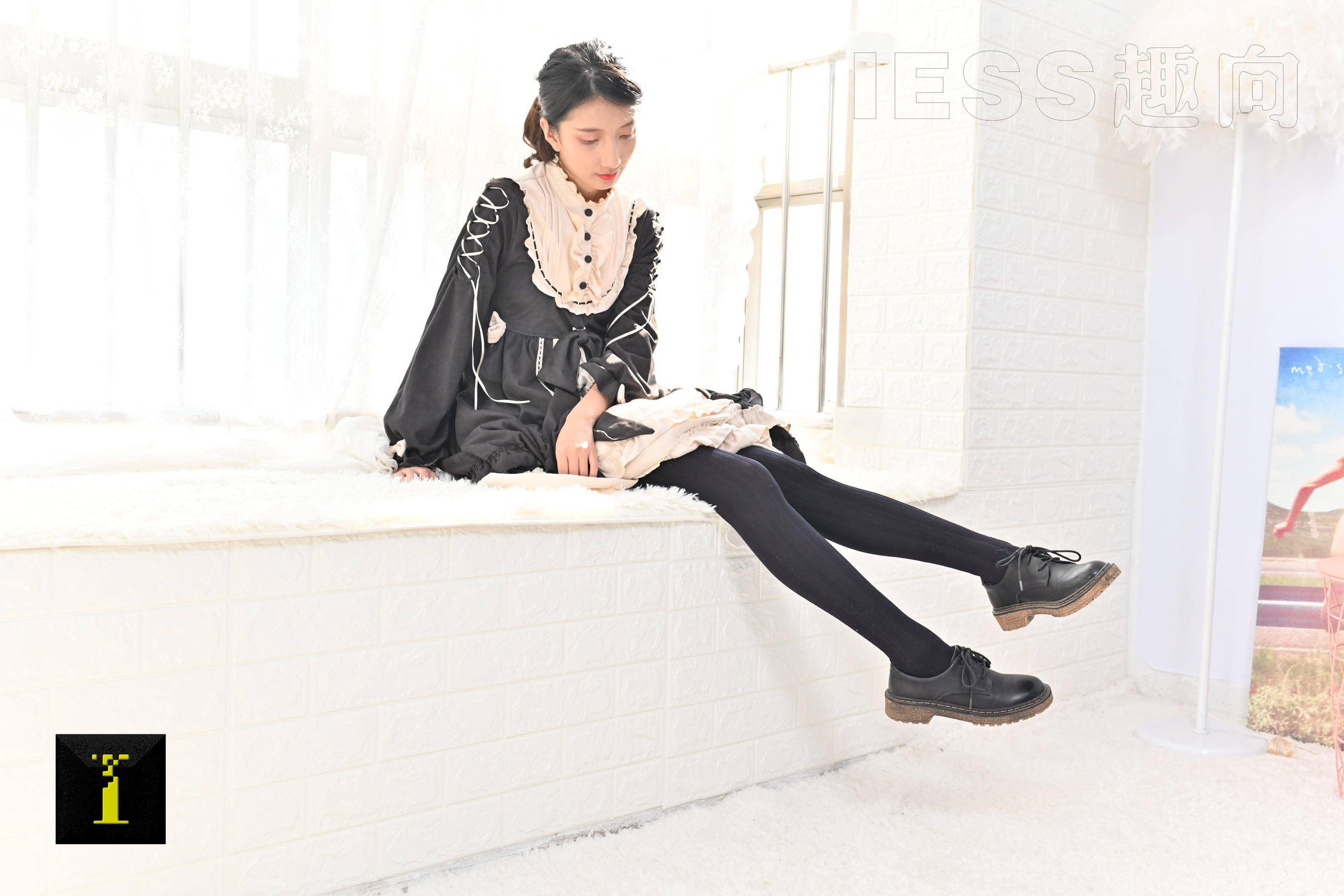 [IESS普惠集] 140 模特森爷 《厚袜子》