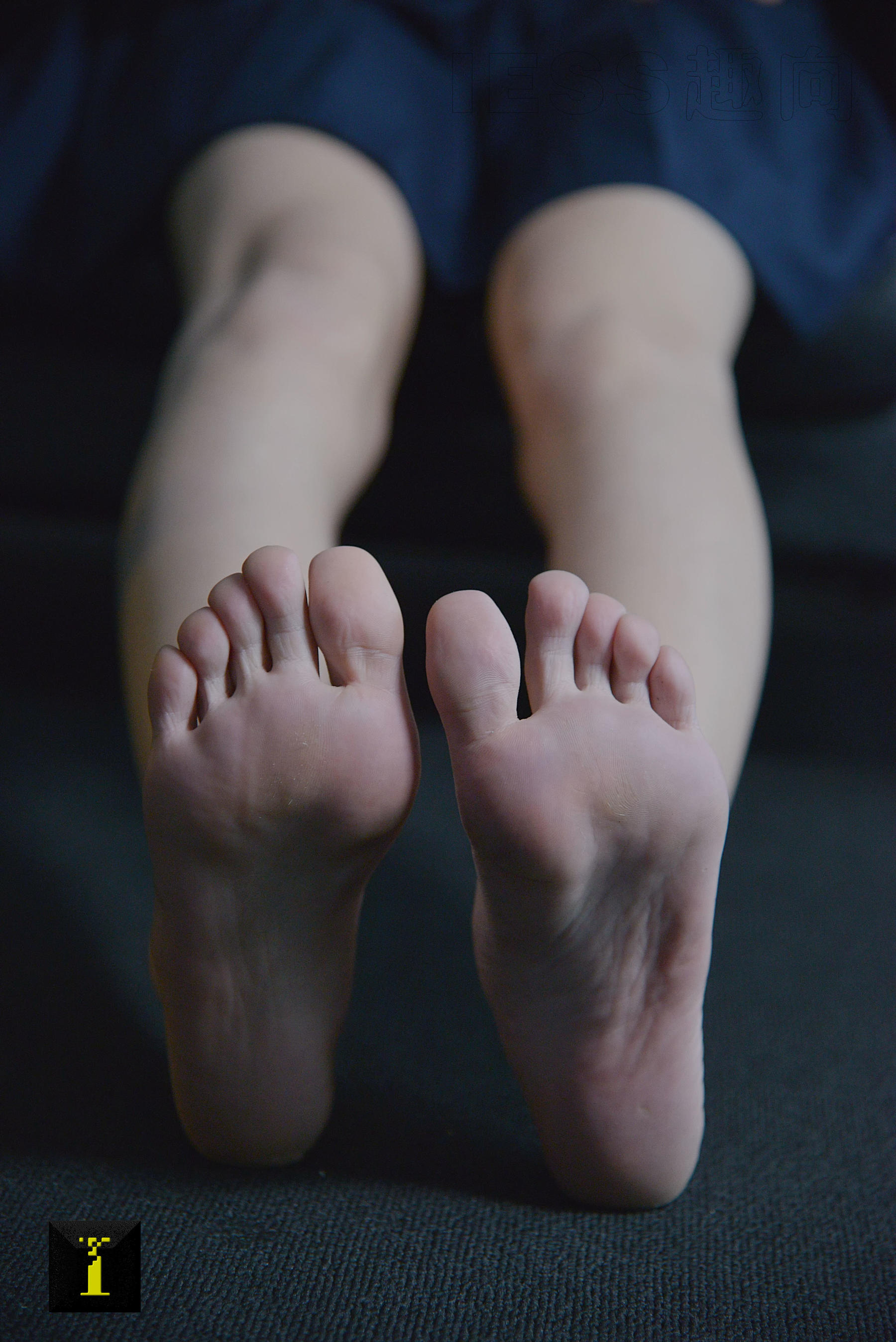 [IESS普惠集] 156 模特若琪 《若琪的裸腿》