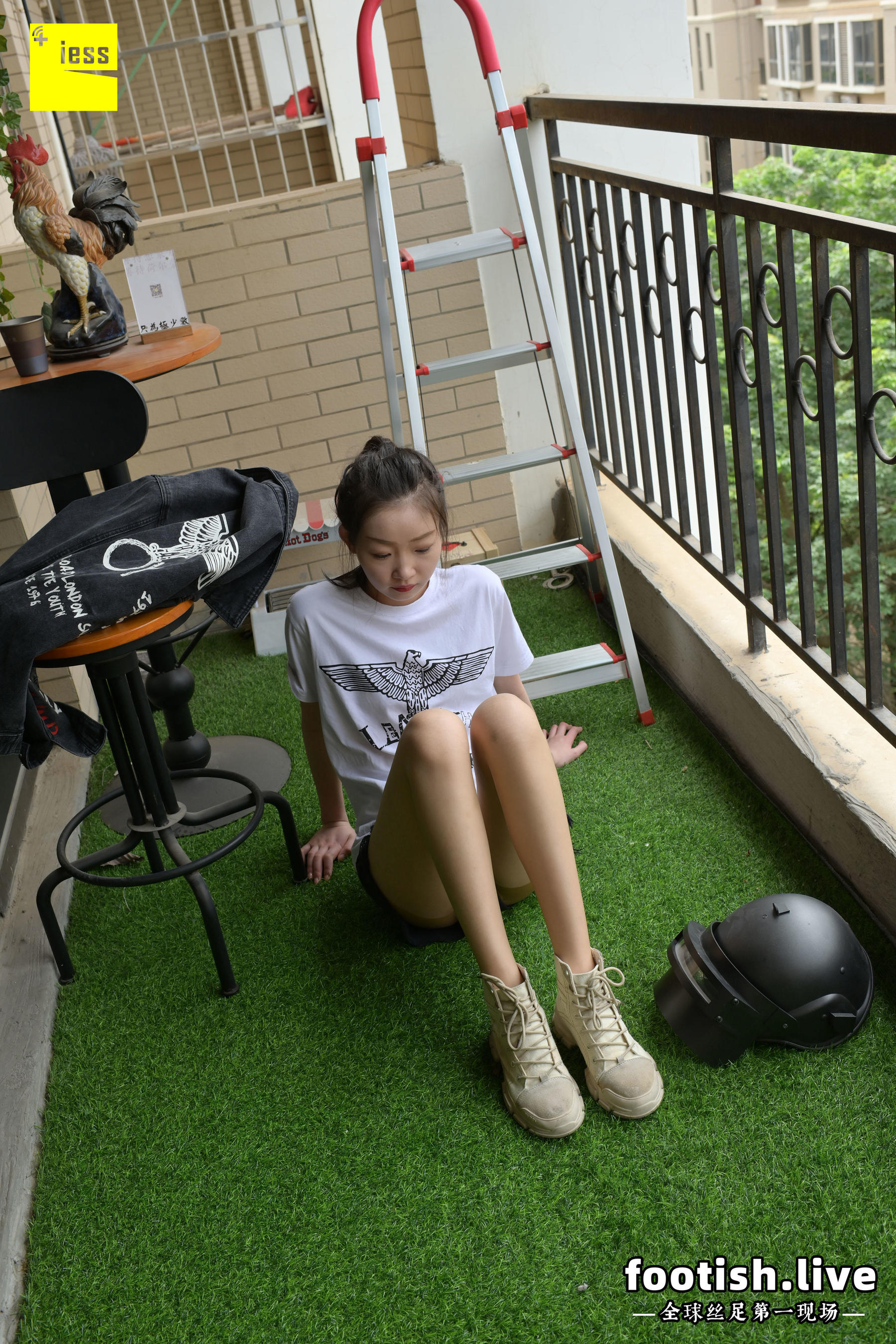 [IESS普惠集] 169 模特腿霸 《腿霸的一组日常随拍》