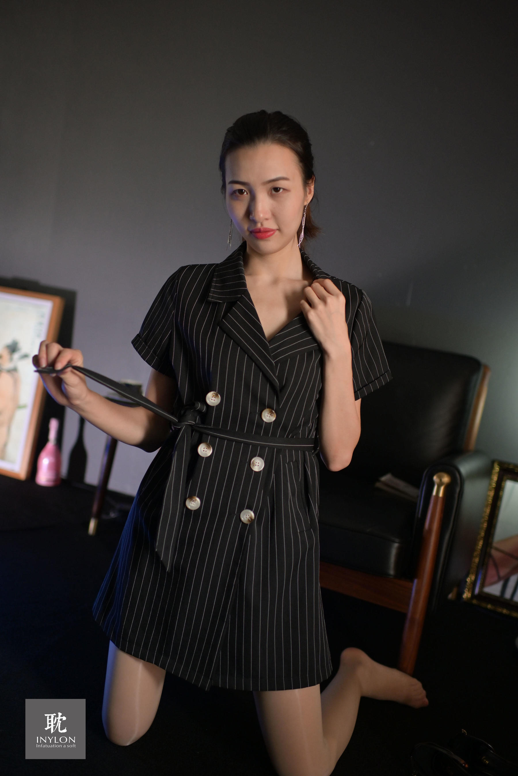 [IESS普惠集] 181 模特大妞 《大妞的马油袜II》