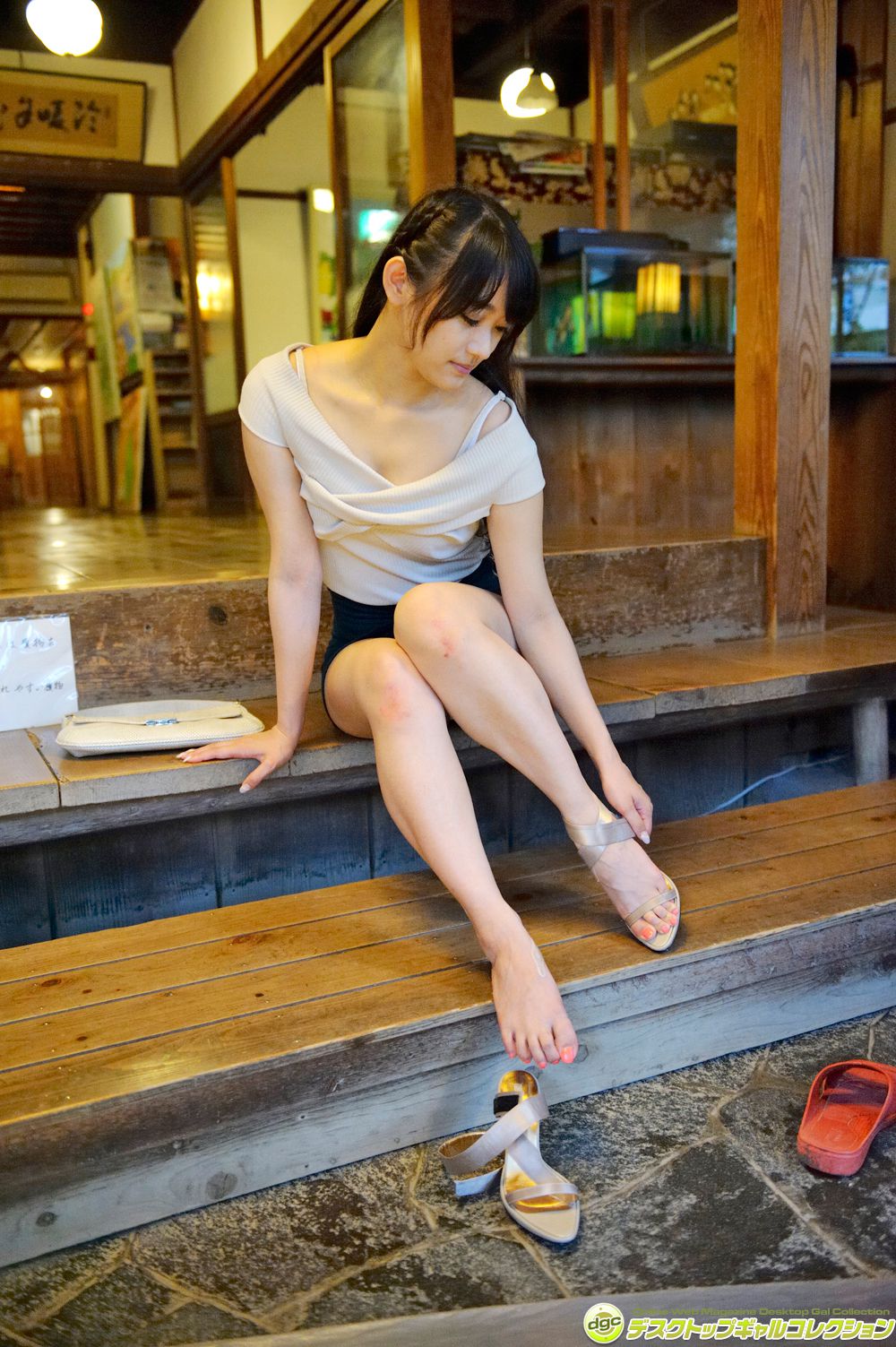 西野翔《最近は、若妻役が多くなったベテラン女優!》 [DGC] NO.1189