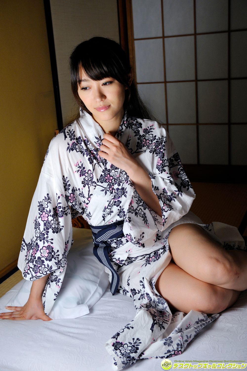 西野翔《最近は、若妻役が多くなったベテラン女優!》 [DGC] NO.1189