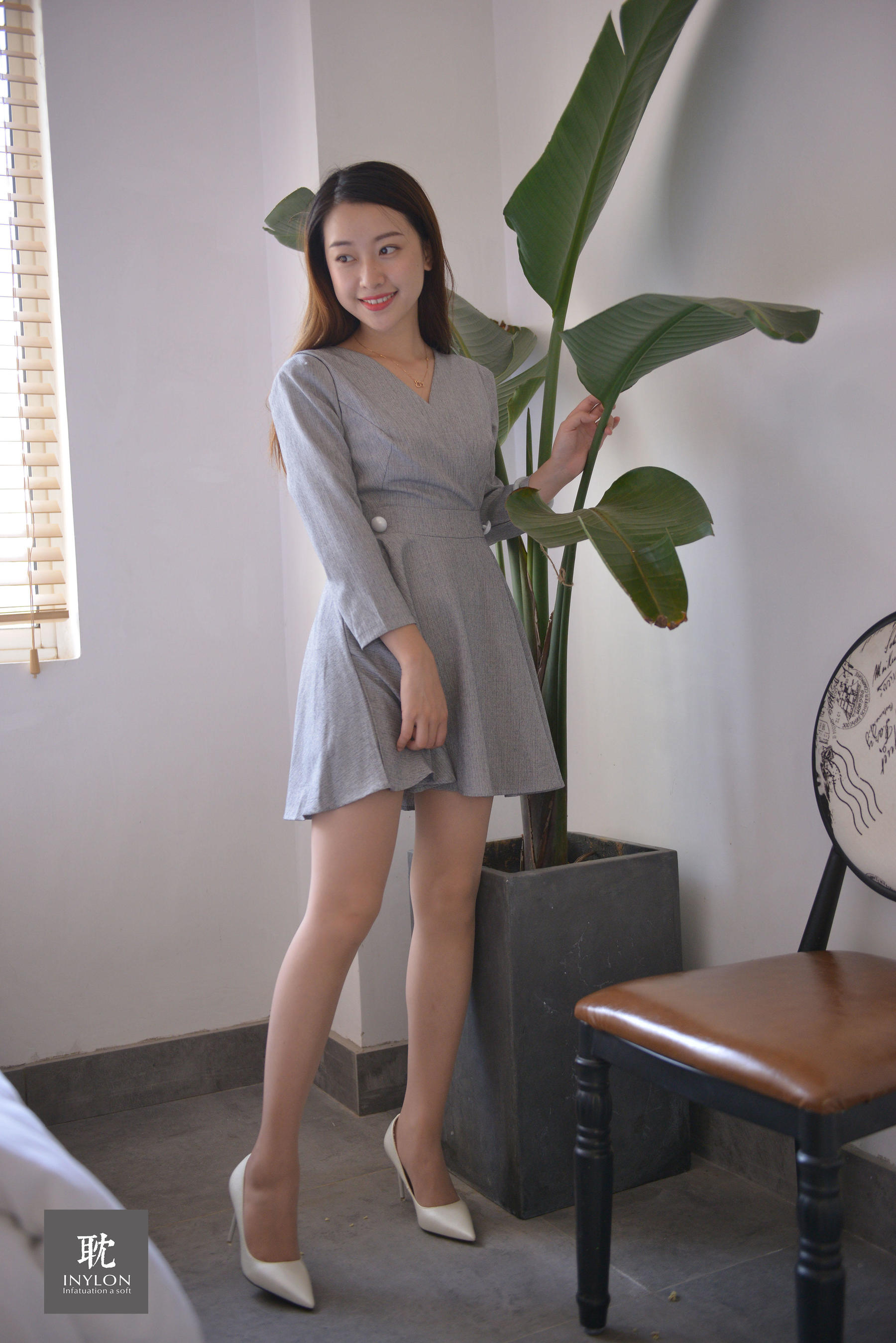 [IESS普惠集] 232 模特小婕 《安静的小婕1》