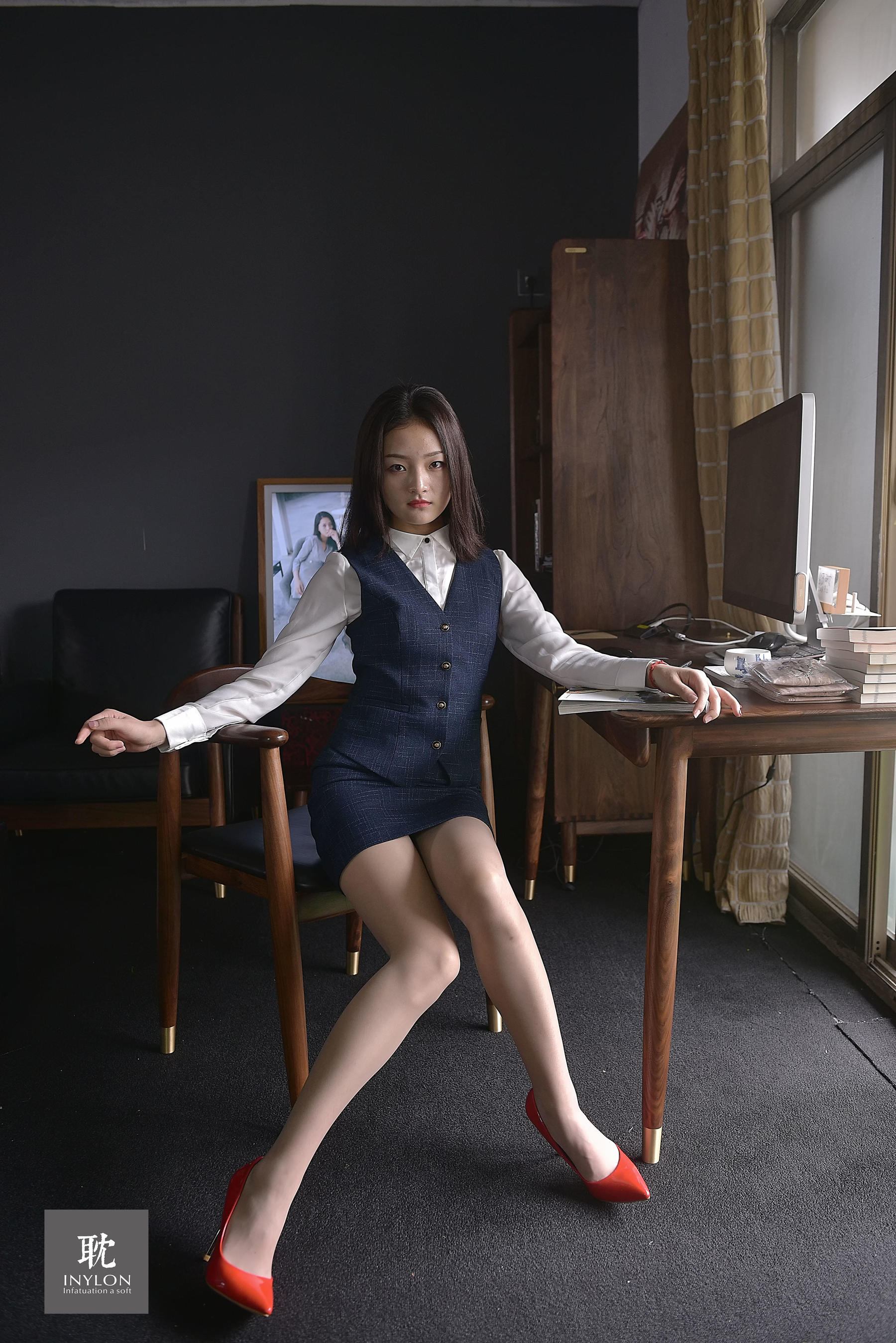 [IESS普惠集] 242 模特格格 《主持人格格》