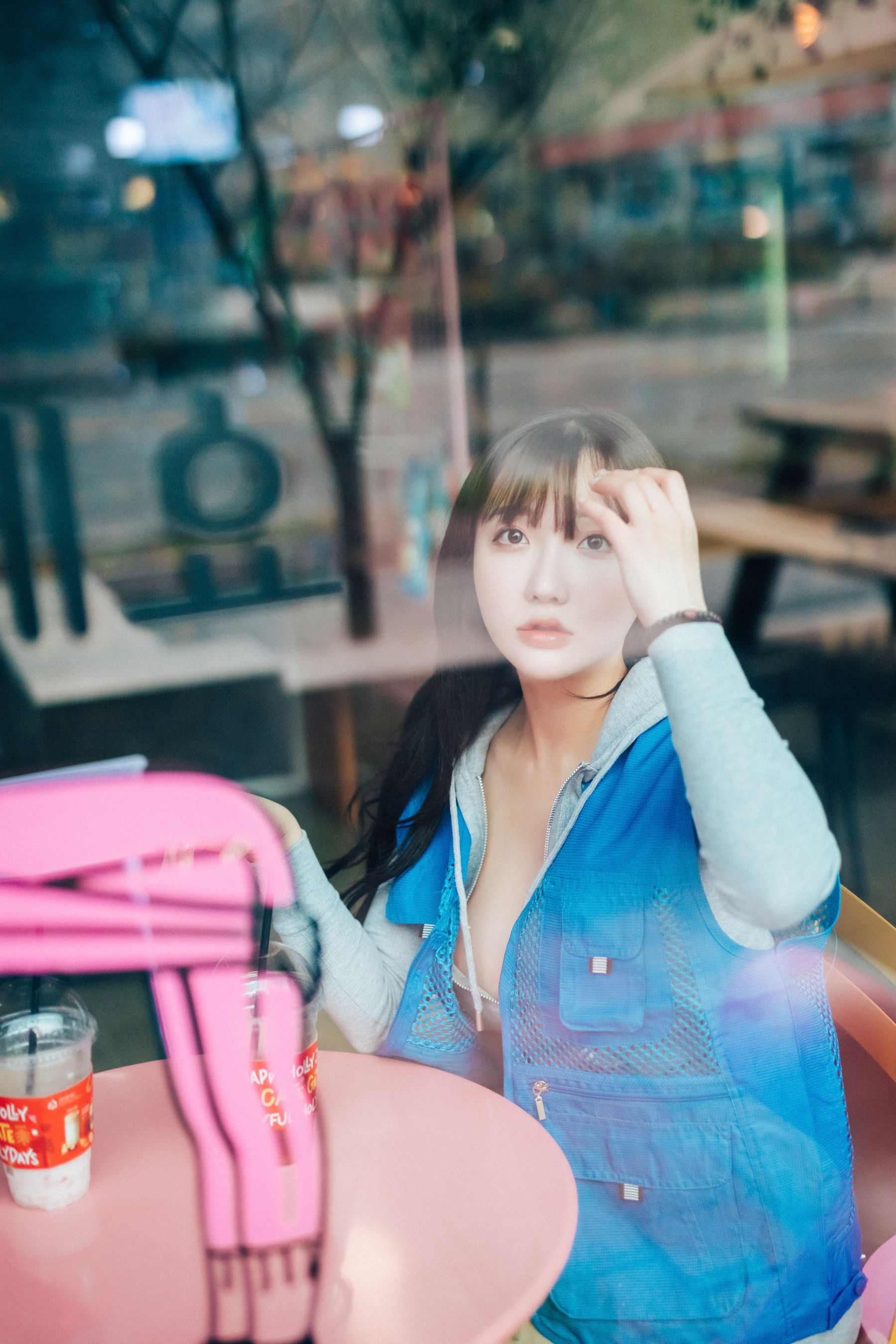 [LOOZY] Yeeun - cs part-timer