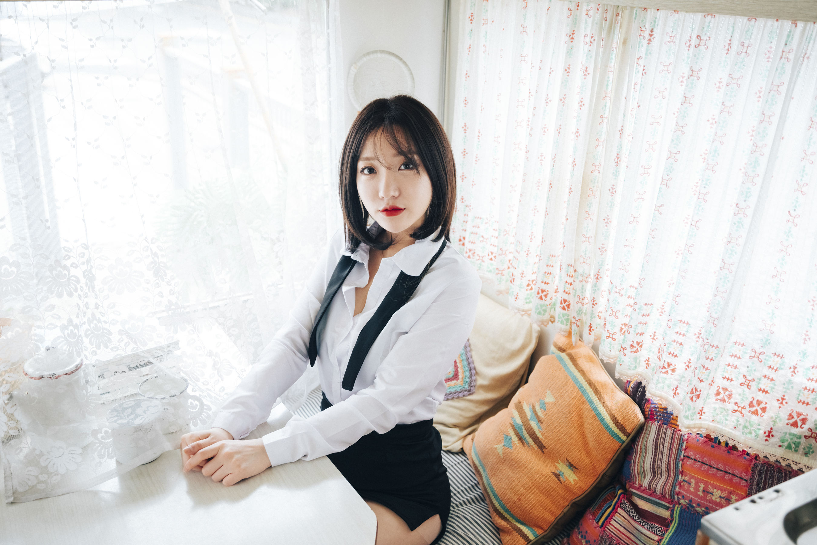[LOOZY] Yeeun - Officegirl\'s Vacation Vol.2