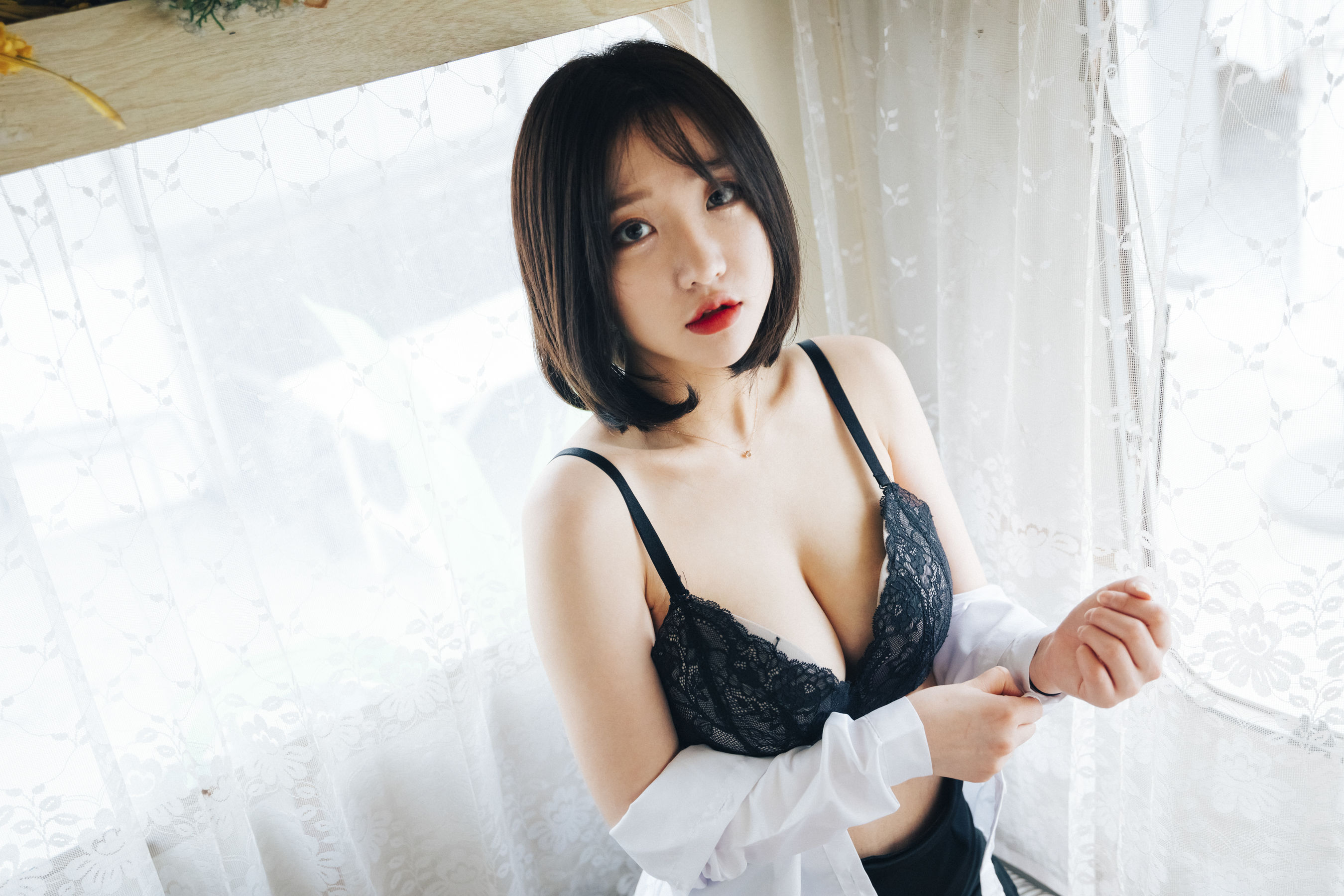 [LOOZY] Yeeun - Officegirl\'s Vacation Vol.2