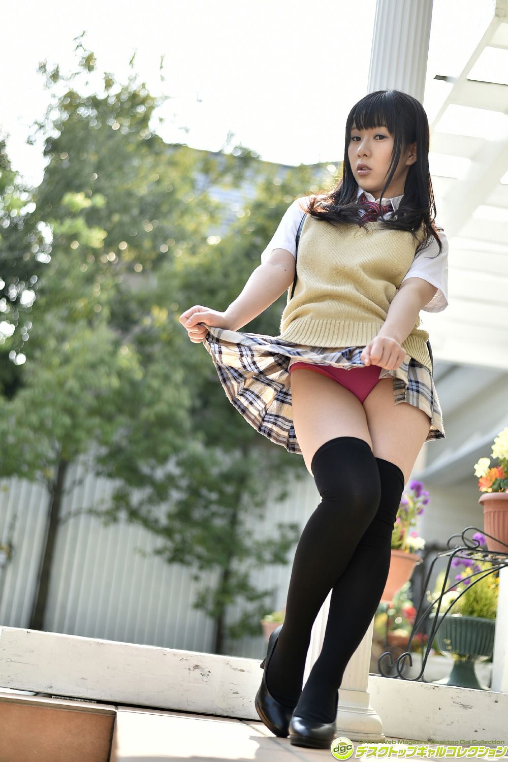 雨宮留菜《小柄な身長とはアンバランスなHカップ!!》 [DGC] NO.1202