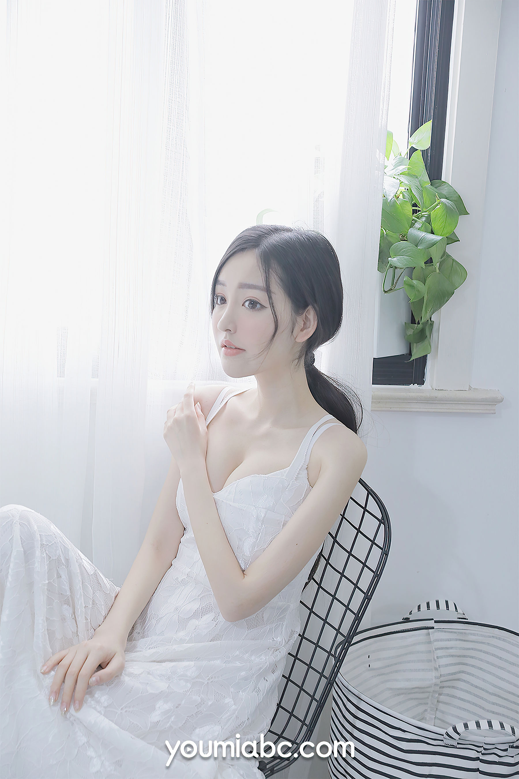 [尤蜜YouMiabc]  沈梦瑶 白裙少女
