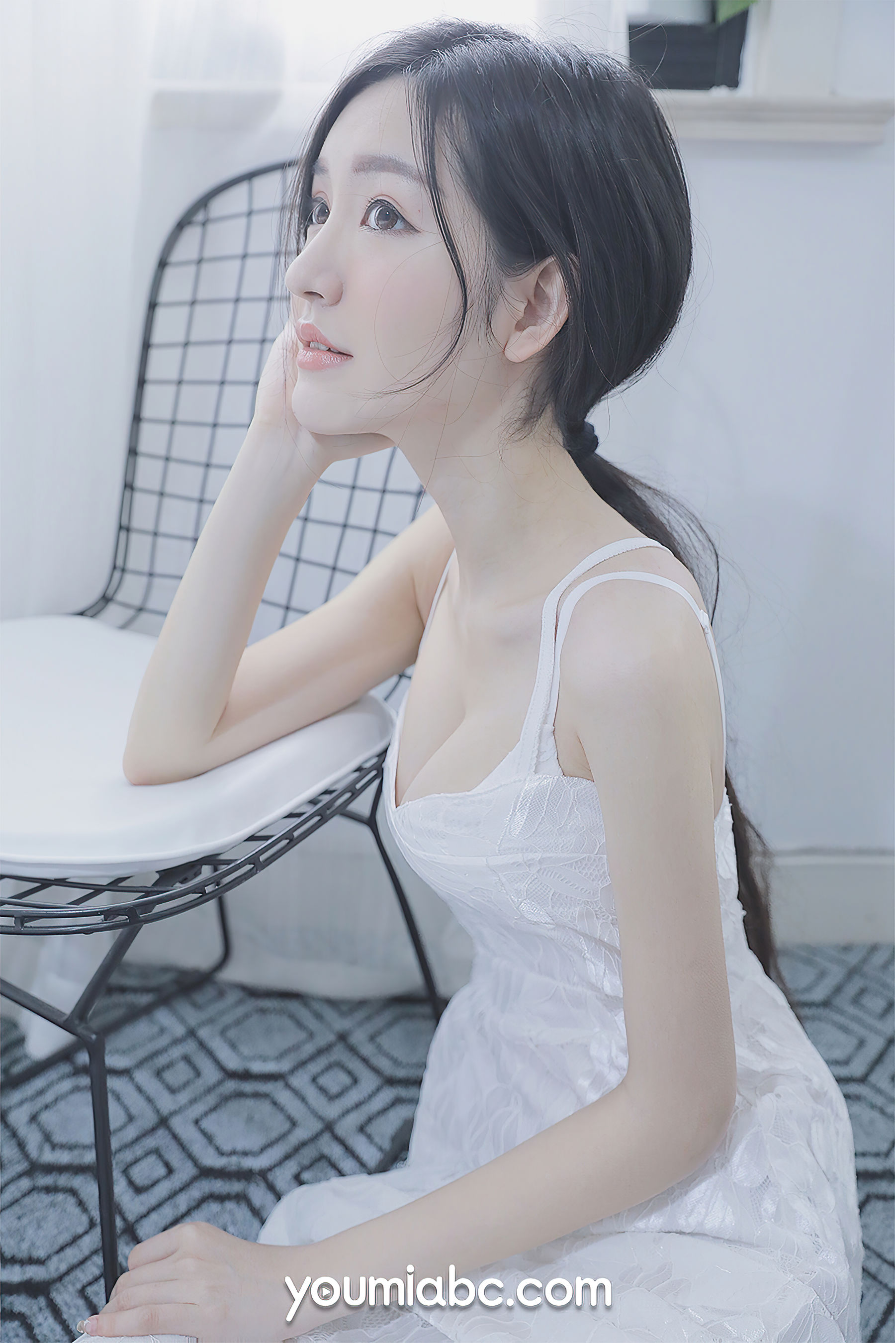 [尤蜜YouMiabc]  沈梦瑶 白裙少女