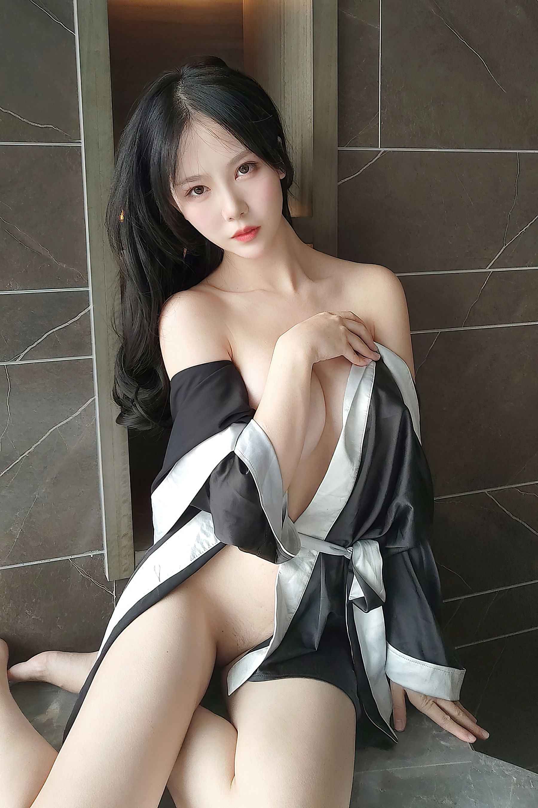 [尤蜜YouMiabc]  抖娘利世 今夜不归