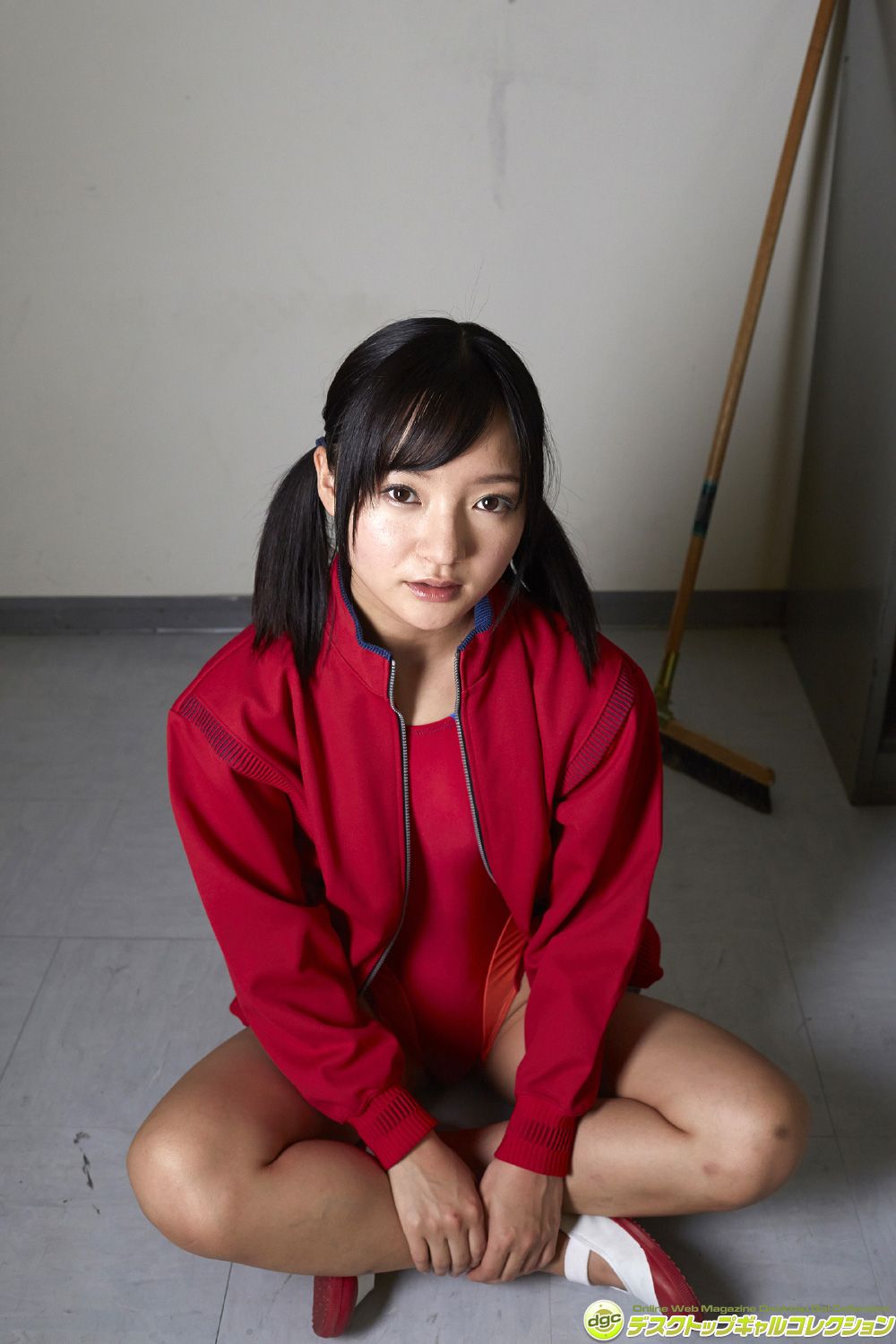 西永彩奈《キュートなロリ顔で人気の清楚系美少女！》 [DGC] NO.1208