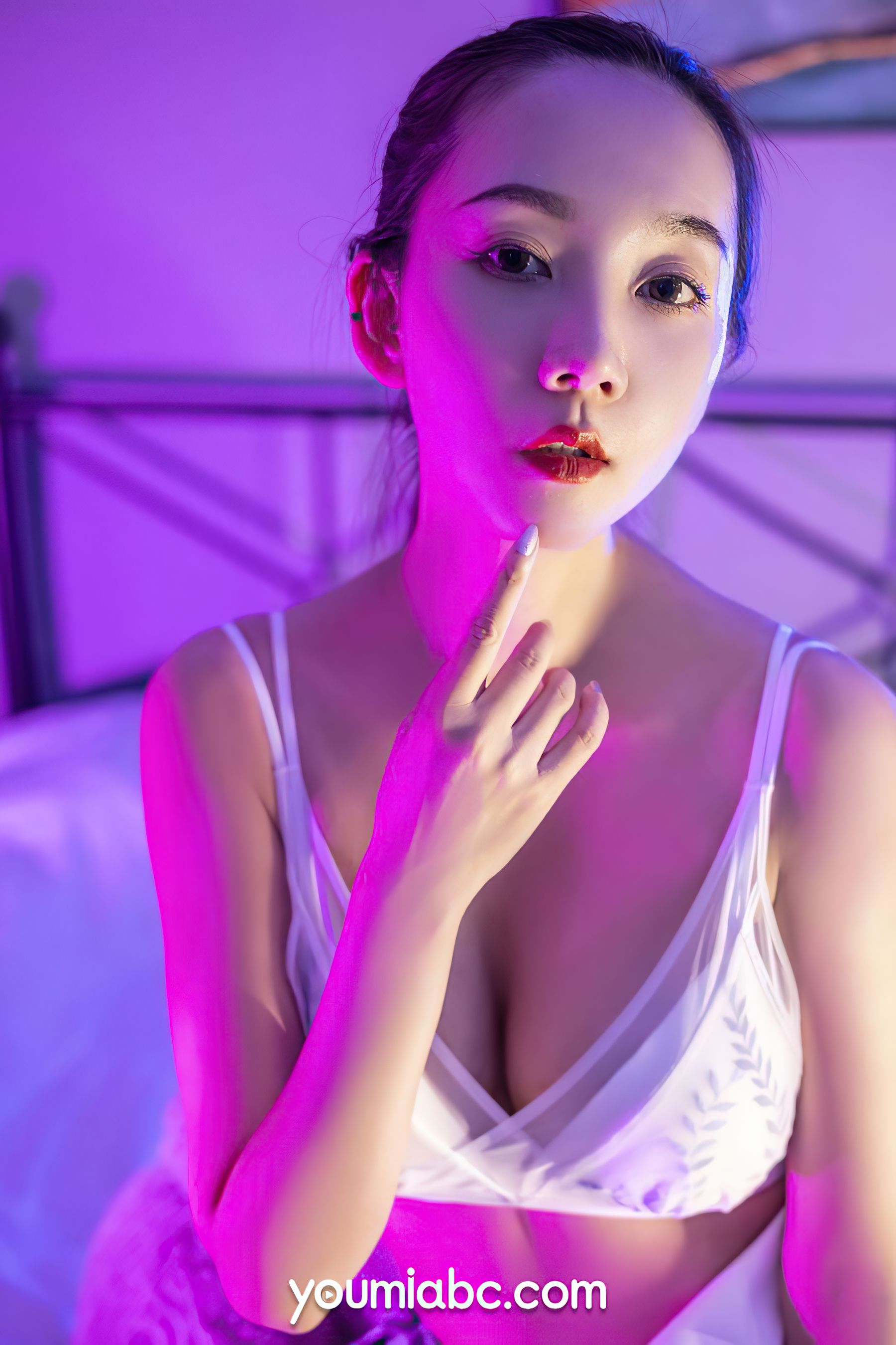 [尤蜜YouMiabc]  丰臣羽立 夜深甜心