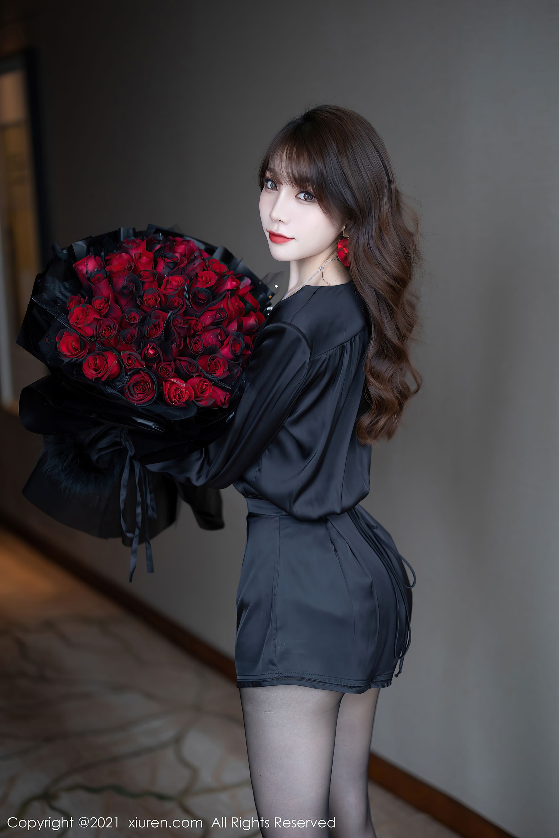 [秀人XiuRen] No.4205 芝芝Booty