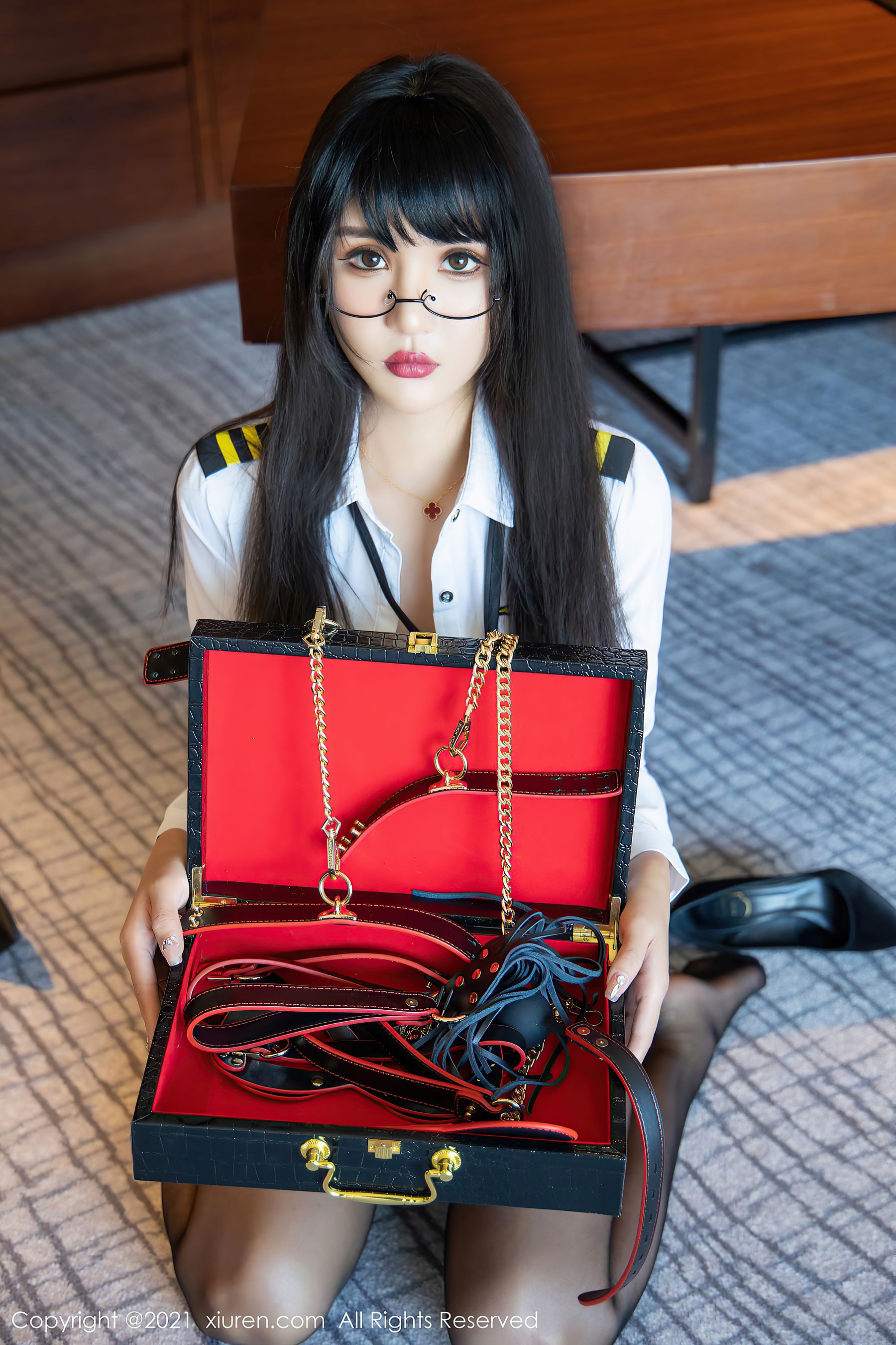 [秀人XiuRen] No.4207 Emily尹菲