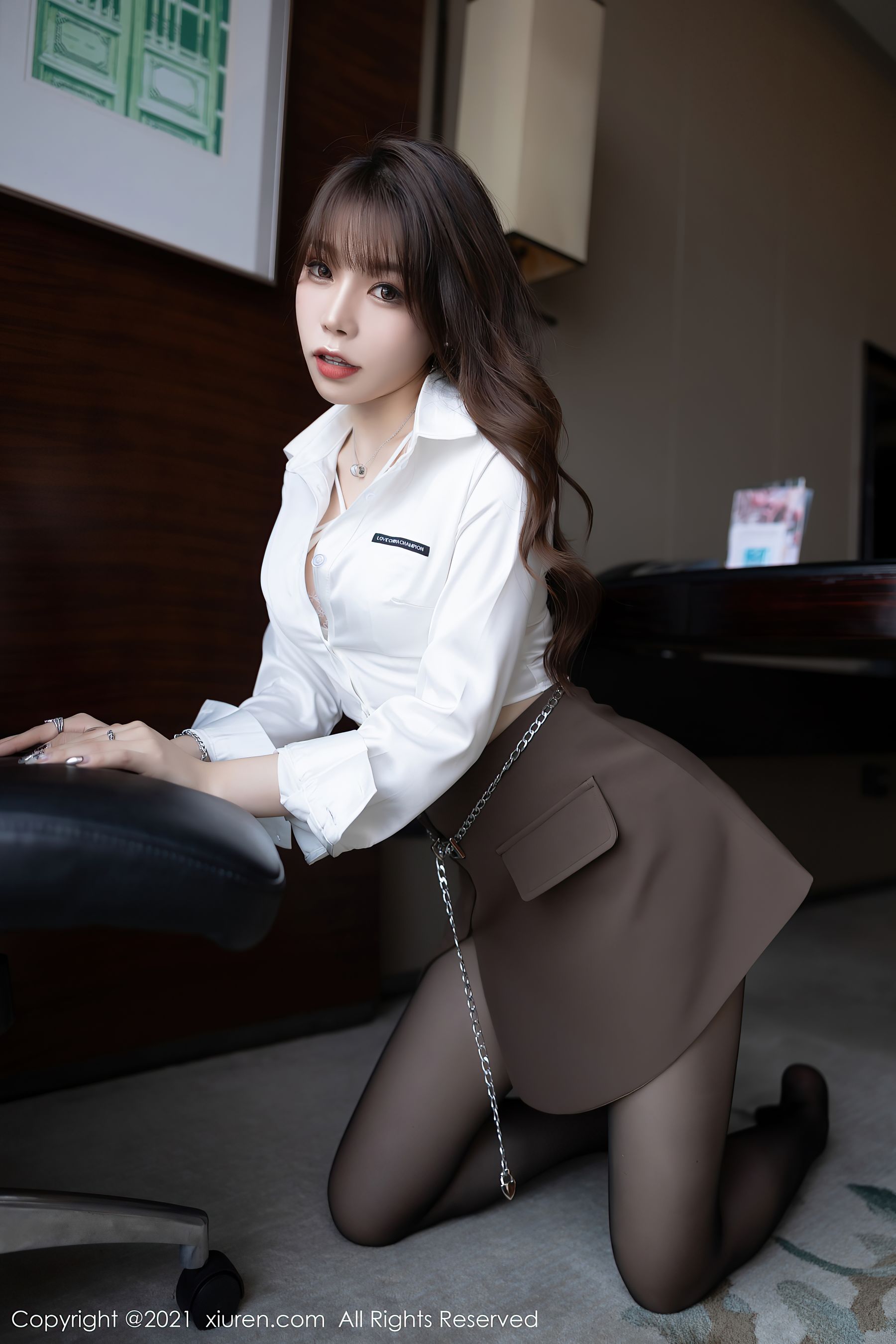 [秀人XiuRen] No.4299 芝芝Booty