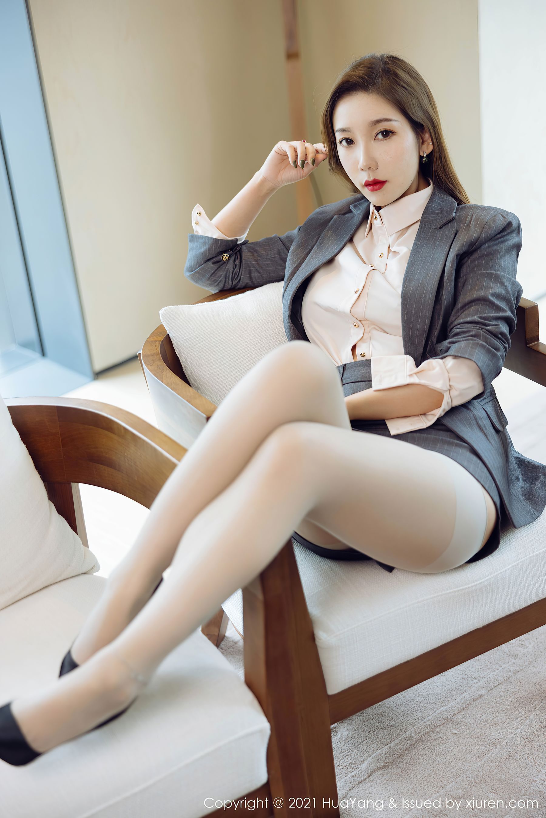 [花漾HuaYang] Vol.470 艾静香