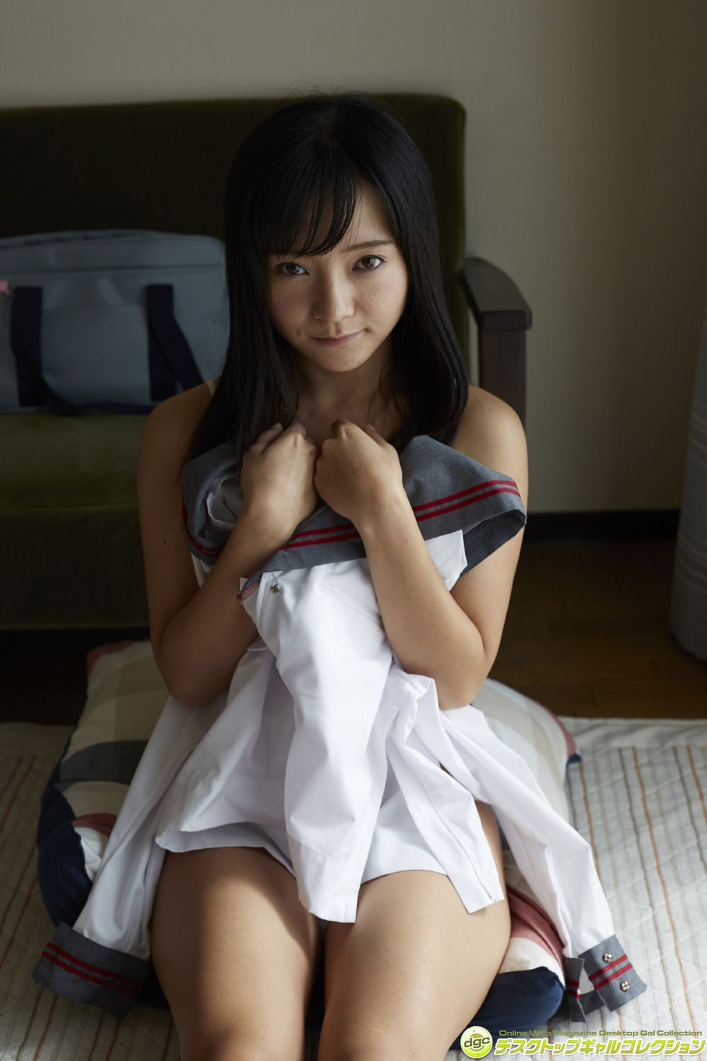 西永彩奈《人気のロリ系美少女が制服企画に再登場!》 [DGC] NO.1232