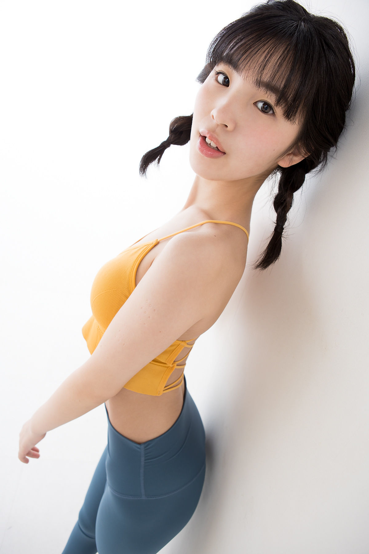 [Minisuka.tv] Ami Manabe 眞辺あみ - Fresh-idol Gallery 76