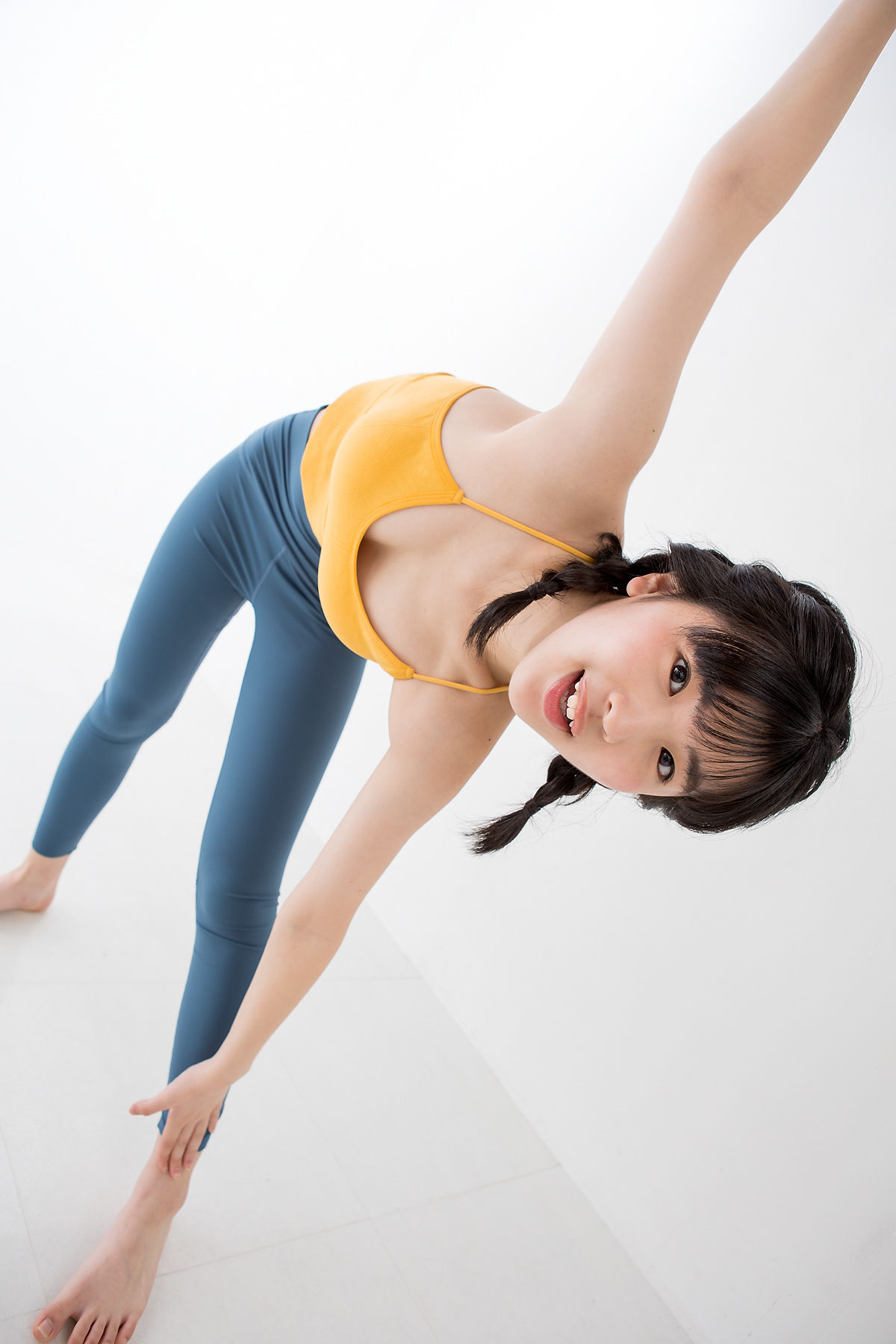 [Minisuka.tv] Ami Manabe 眞辺あみ - Fresh-idol Gallery 77