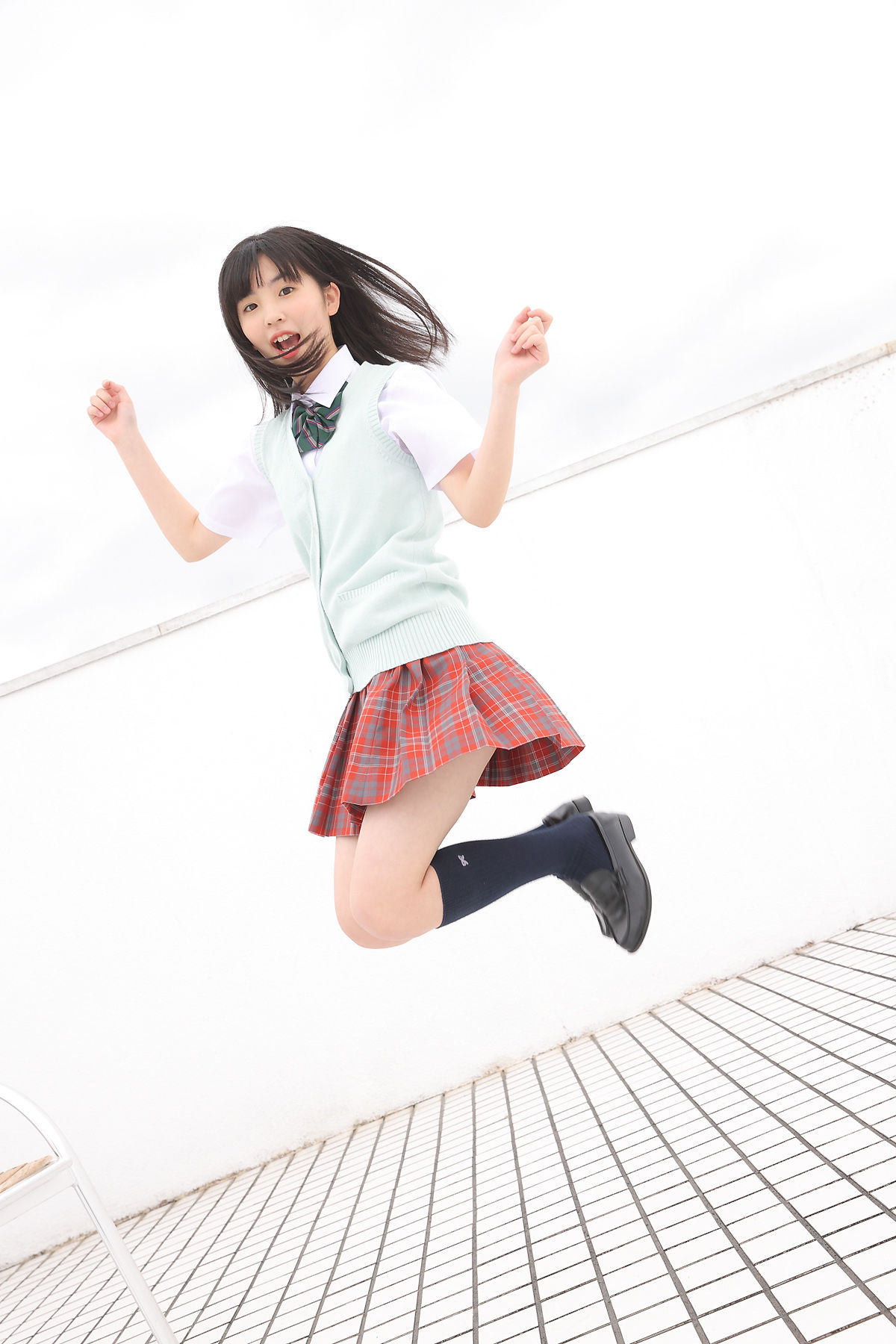 [Minisuka.tv] Ami Manabe 眞辺あみ - Fresh-idol Gallery 88