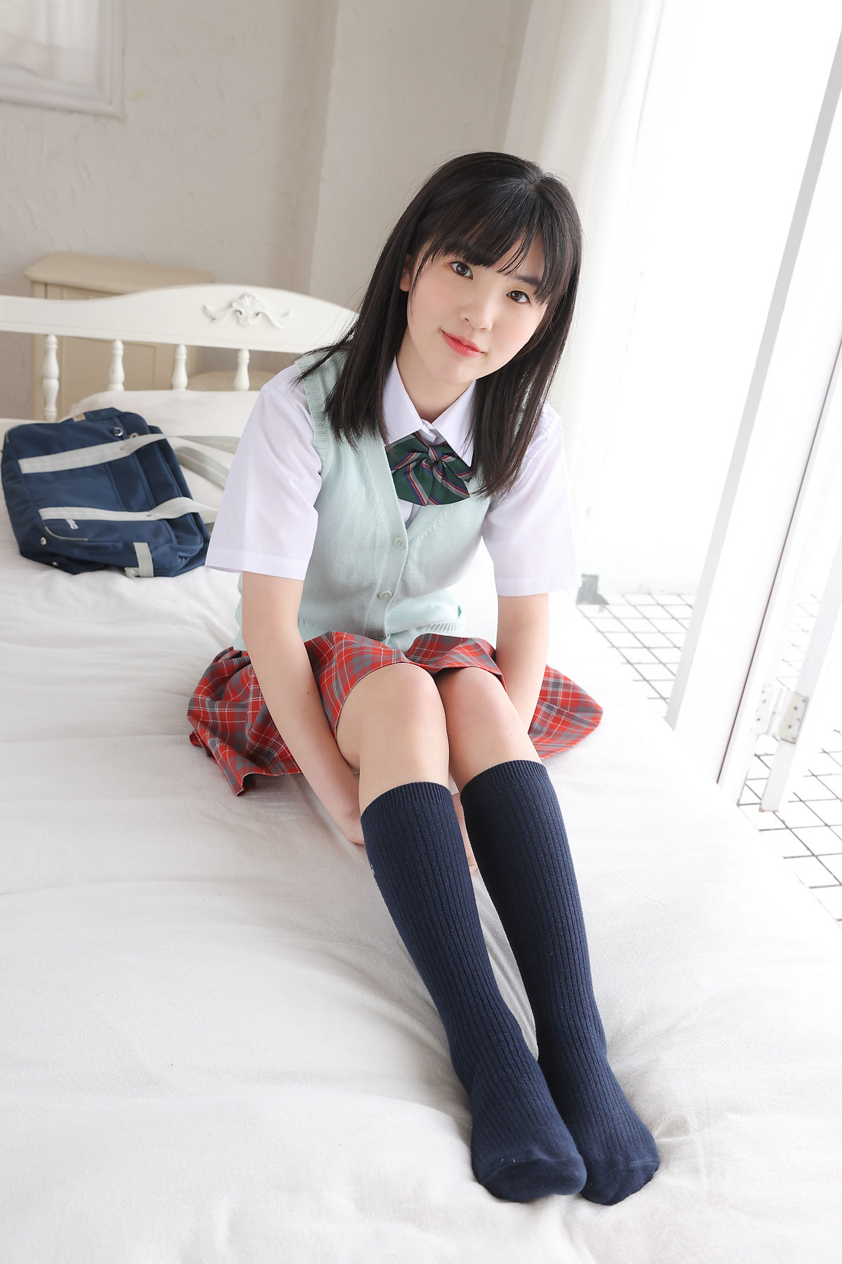 [Minisuka.tv] Ami Manabe 眞辺あみ - Fresh-idol Gallery 88