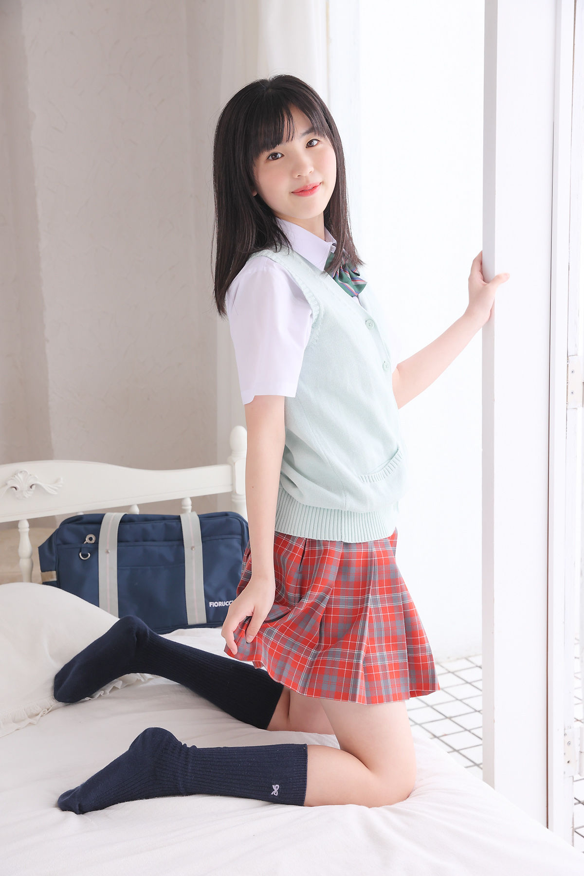 [Minisuka.tv] Ami Manabe 眞辺あみ - Fresh-idol Gallery 88