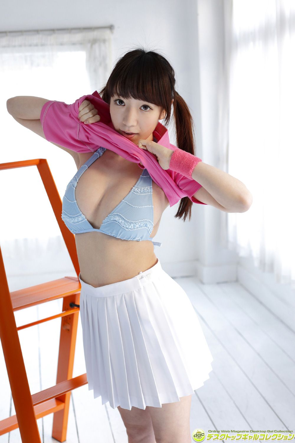 清水あいり/清水爱理《ベビーフェイスにド迫力なぶるるんバスト！》 [DGC] NO.1240