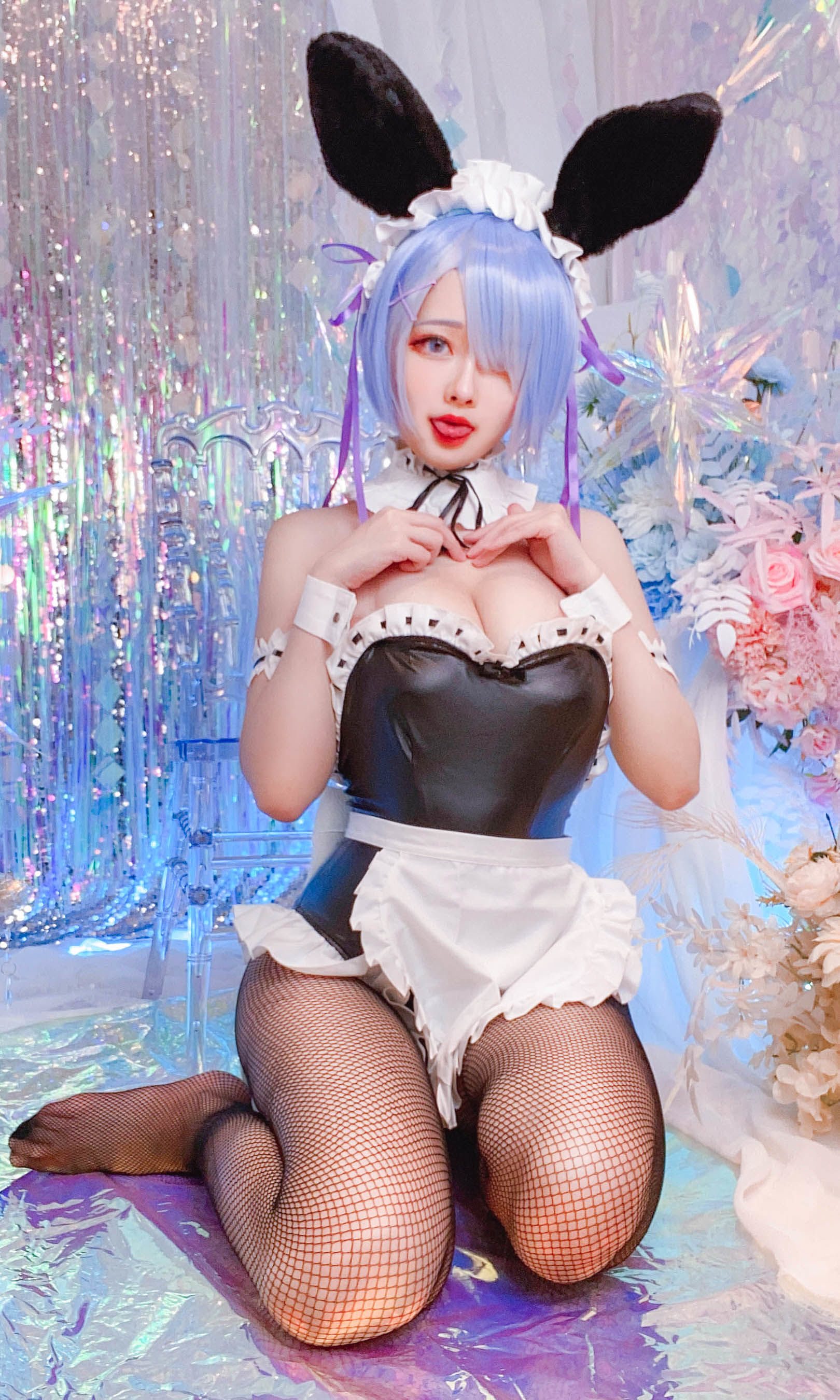 [网红COS] Arty亚缇 - REM bunny suit ver. (Re_Zero)
