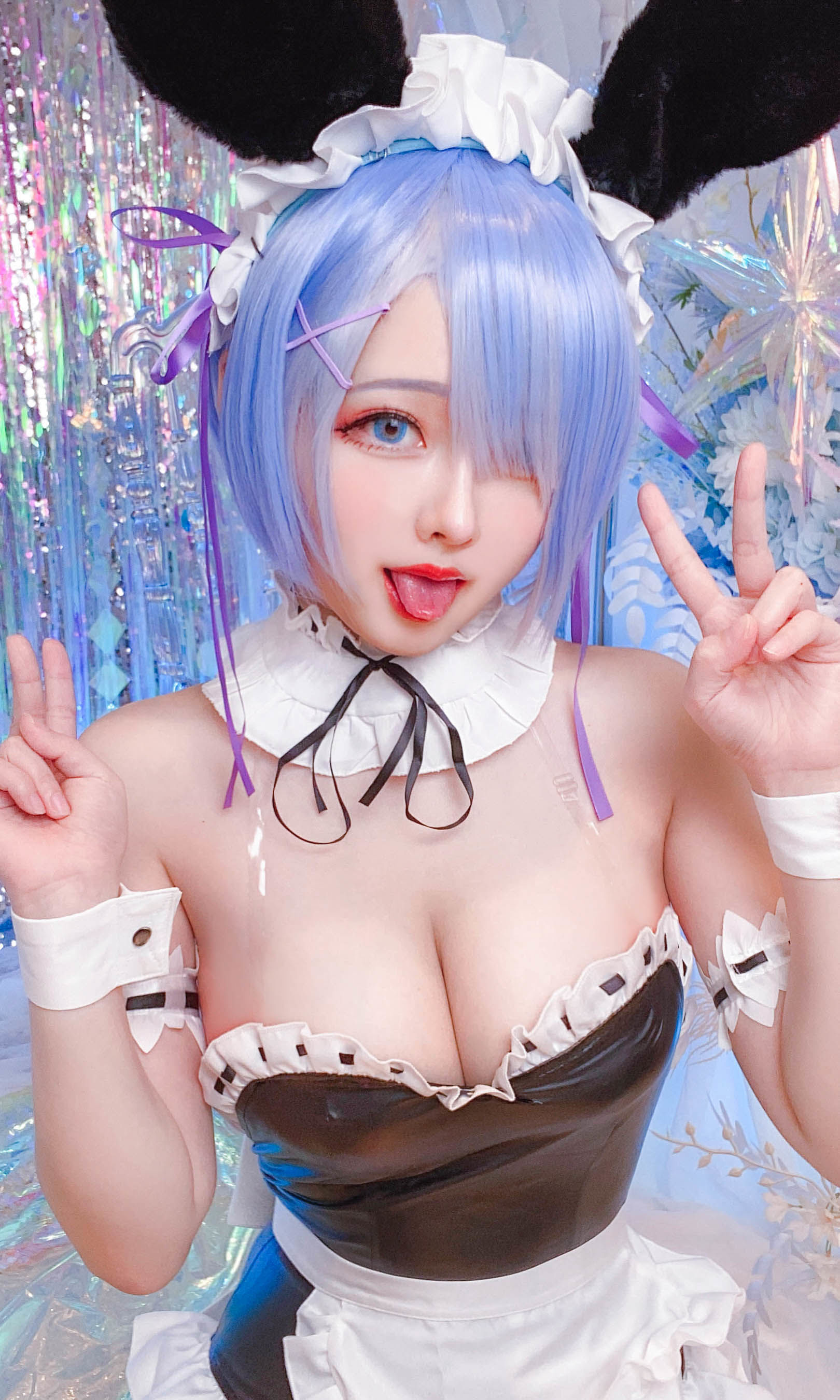 [网红COS] Arty亚缇 - REM bunny suit ver. (Re_Zero)