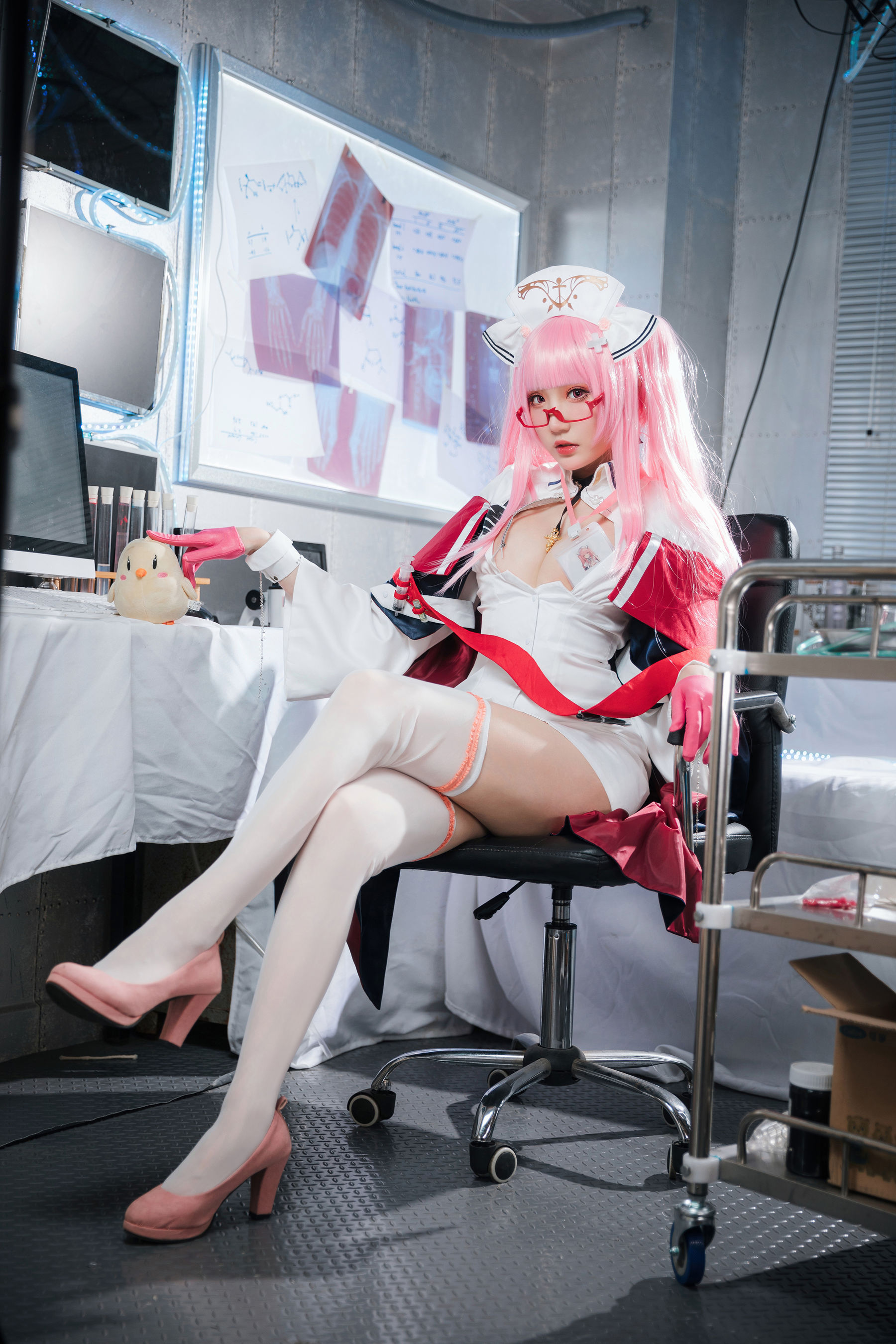 [网红COS] Coser瓜希酱福利 - 英仙座护士