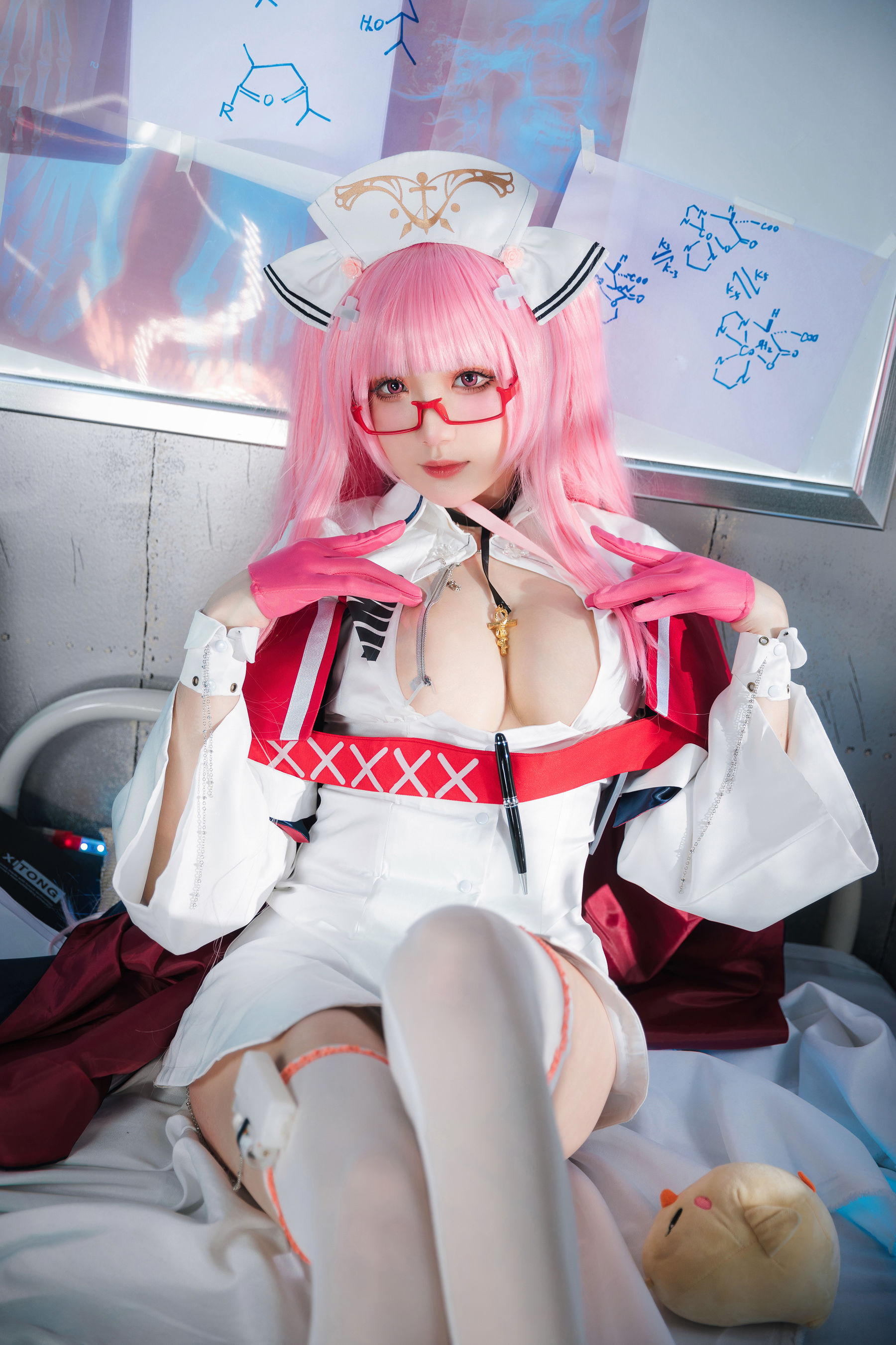 [网红COS] Coser瓜希酱福利 - 英仙座护士