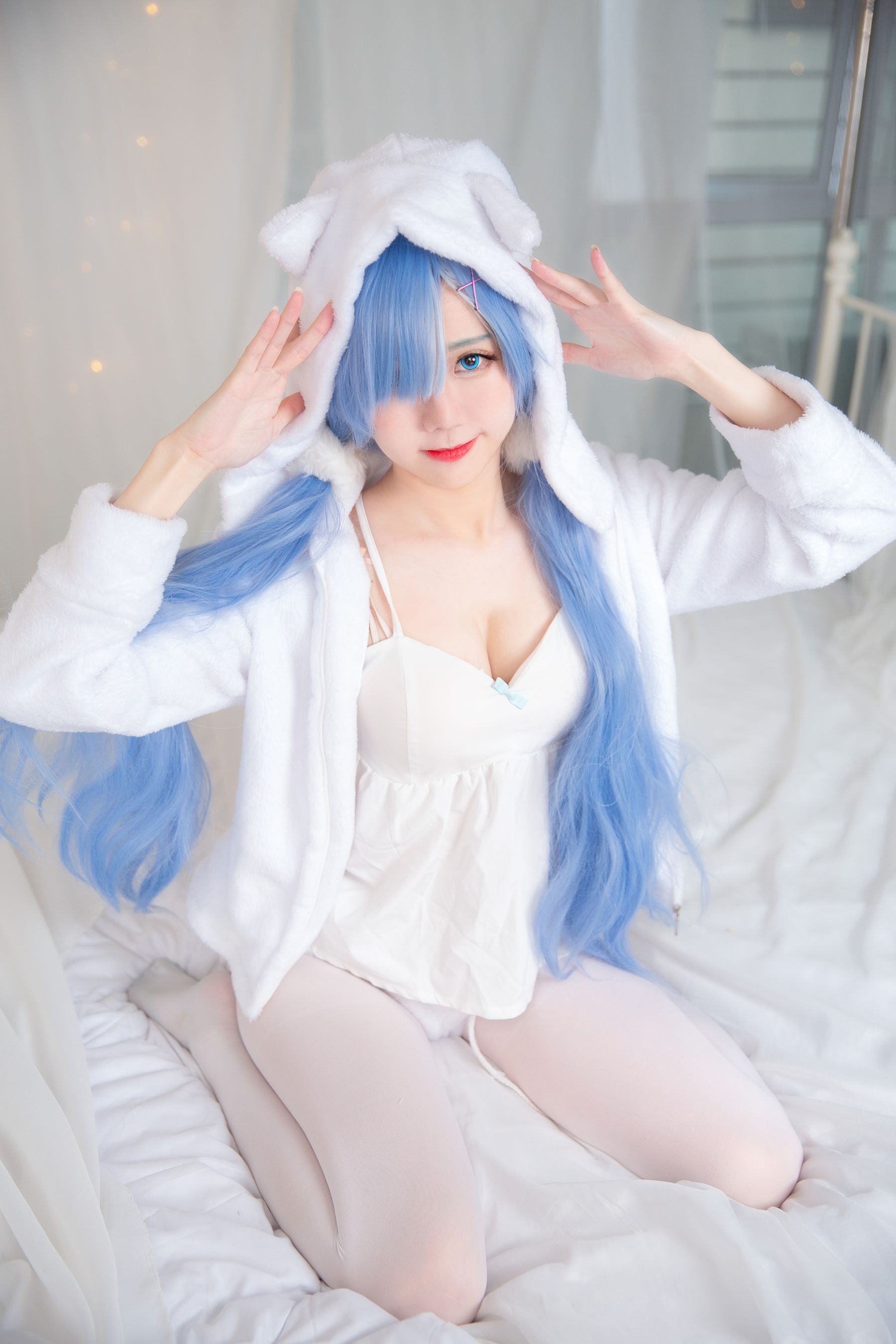 [网红COS] Sally Dorasnow - Rem White Kitty