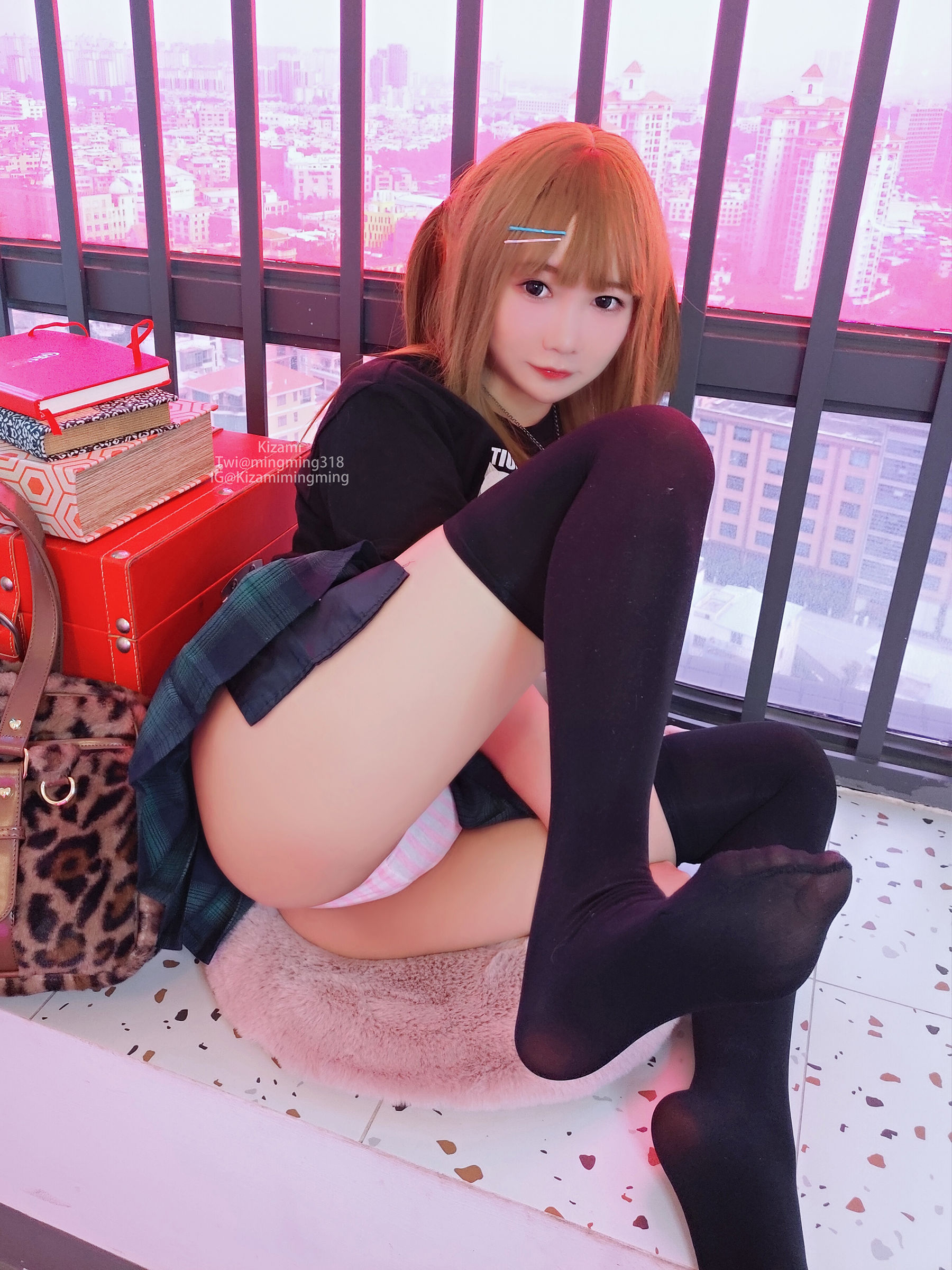 [銘銘Kizami] fantia 2021-10-21 やや不良気味の少女