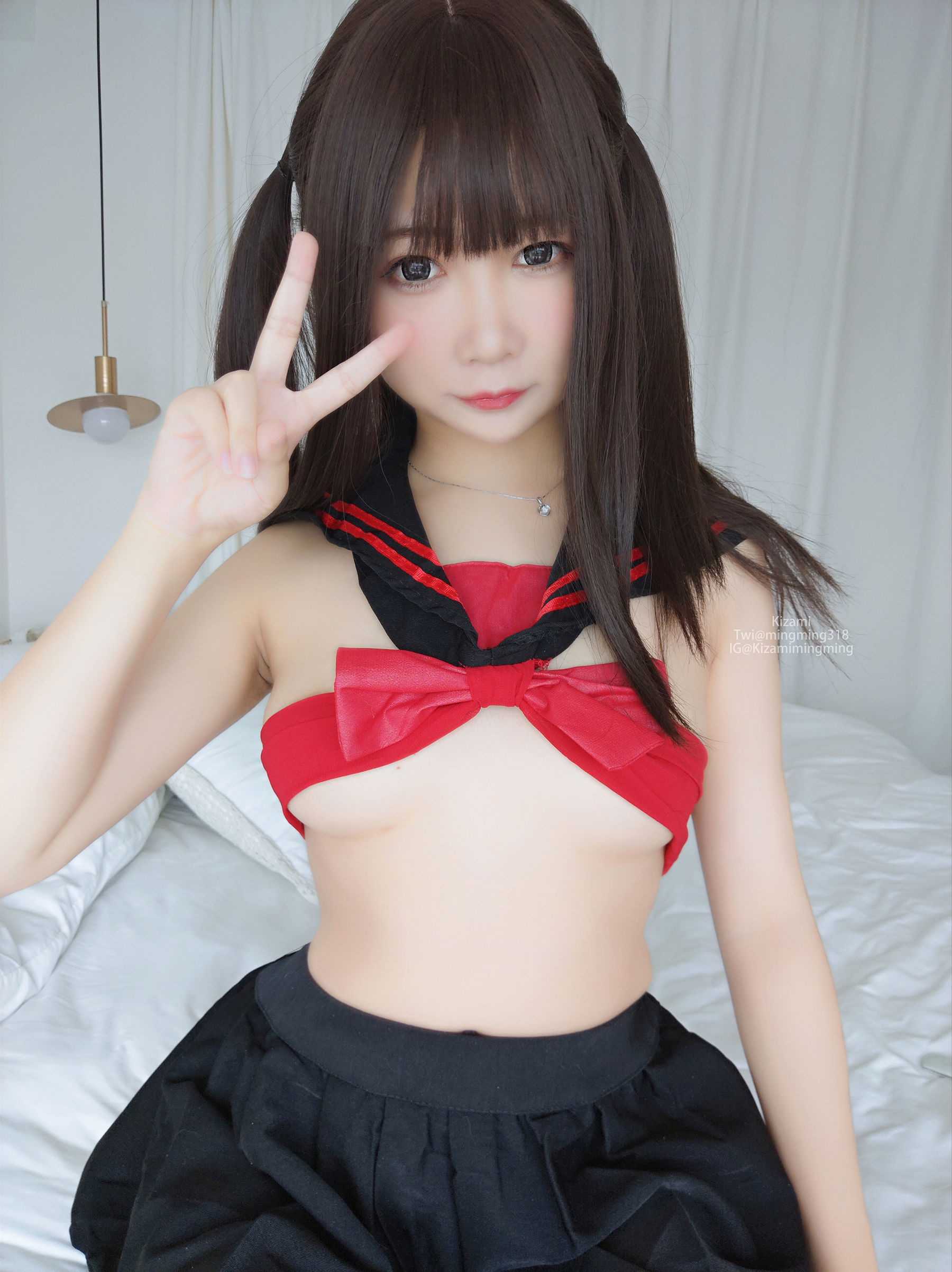 [銘銘Kizami] fantia 2021-12-12 黑丝学生服