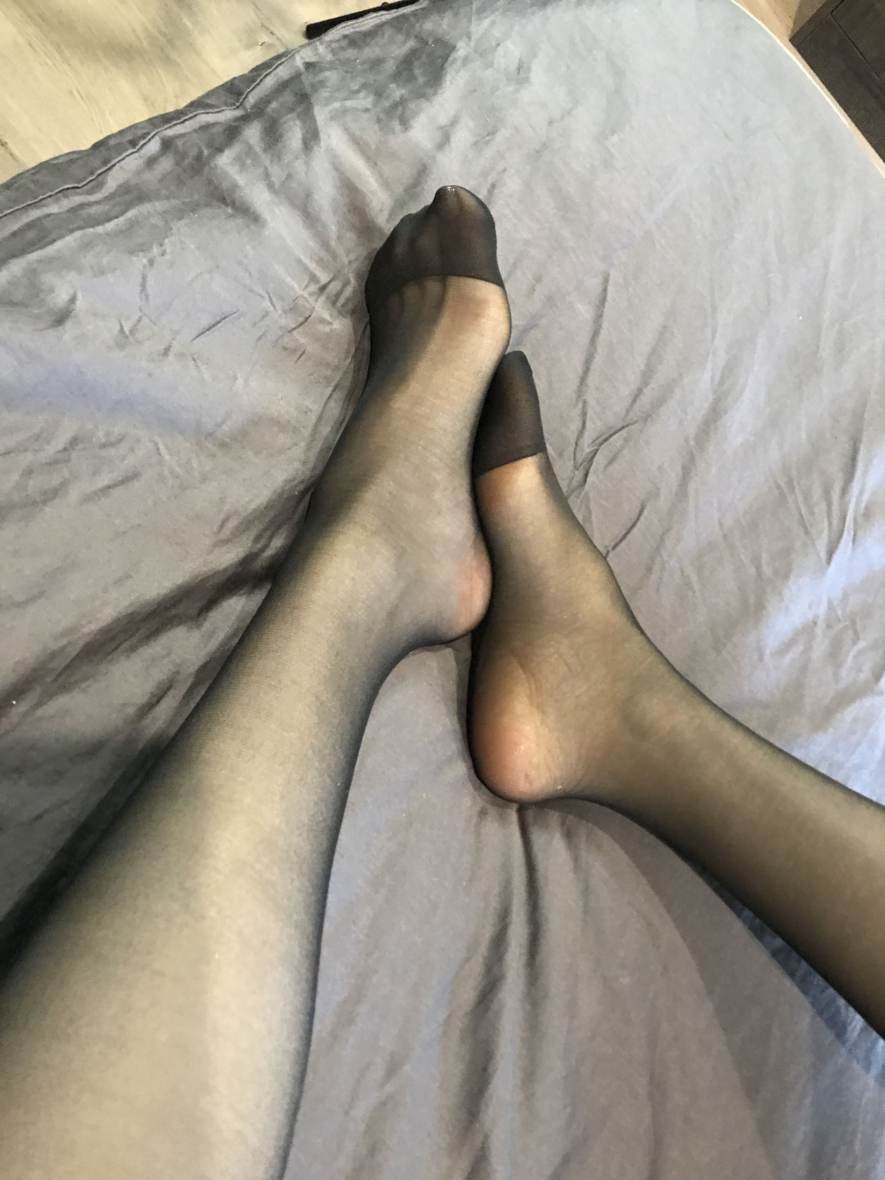 丝足博主麋鹿_Monroe 2020.03.01 黑丝束缚