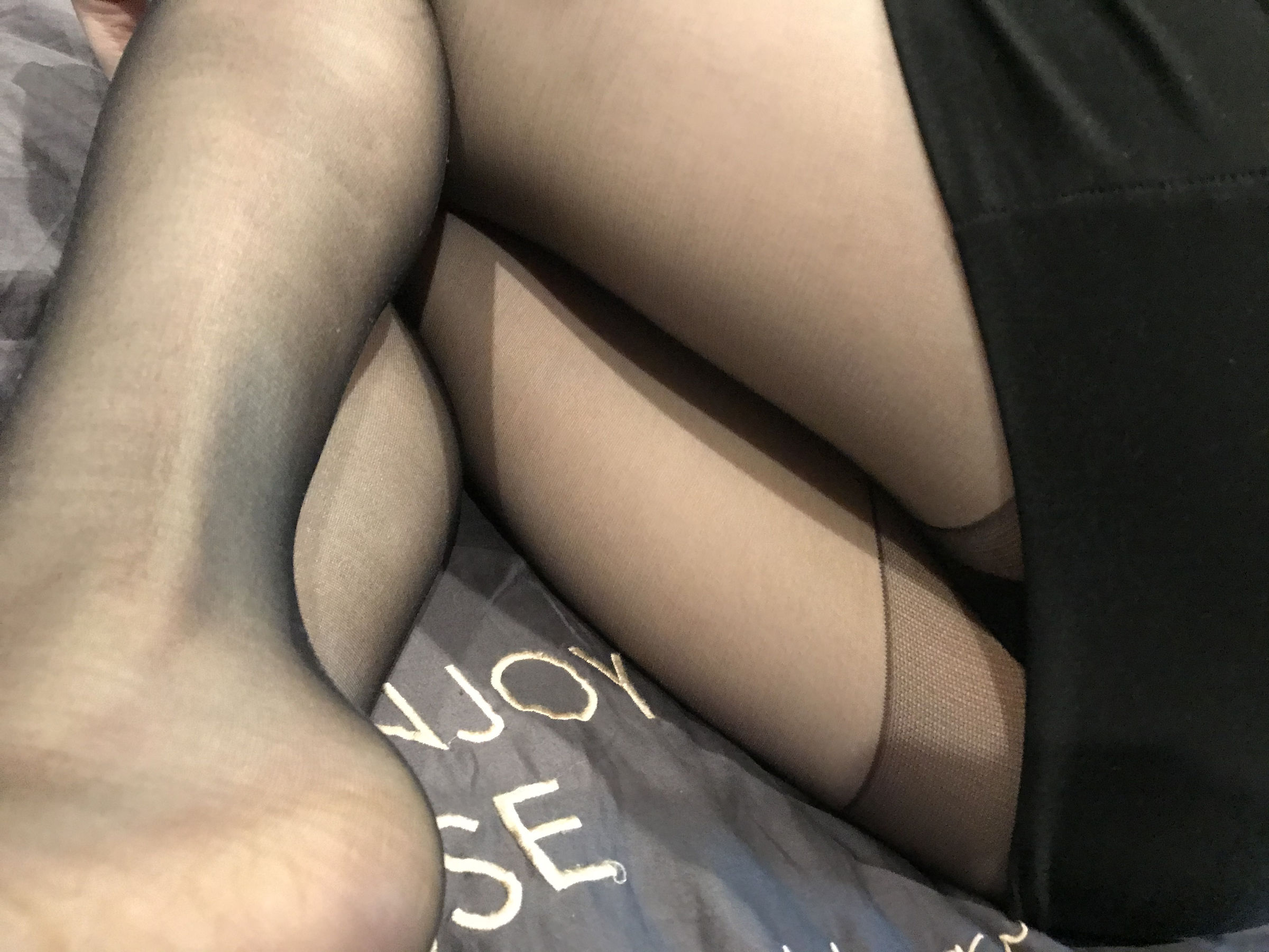 丝足博主麋鹿_Monroe 2020.03.02 皮裙肉丝