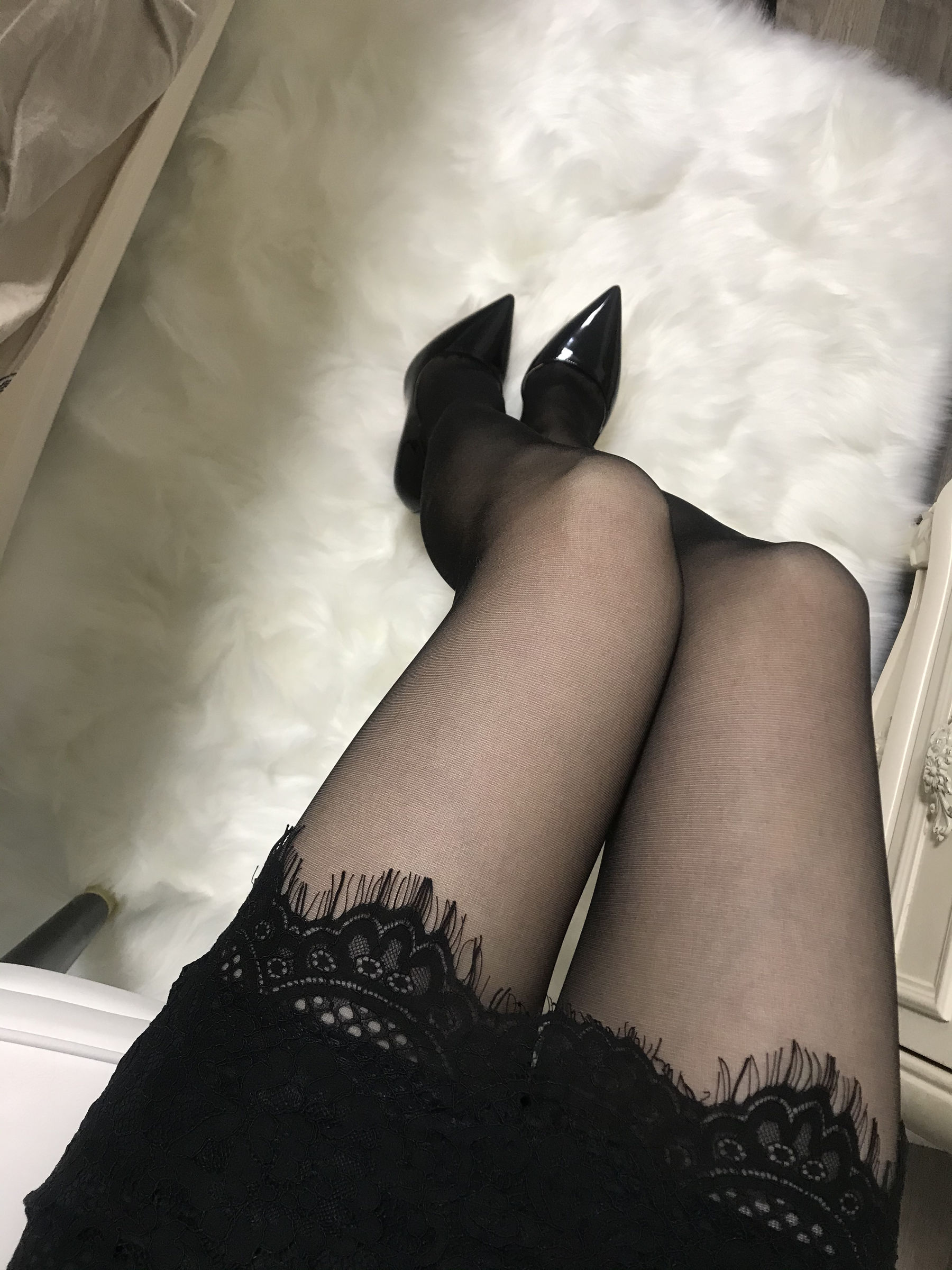 丝足博主麋鹿_Monroe 2020.03.06 居家丝秀