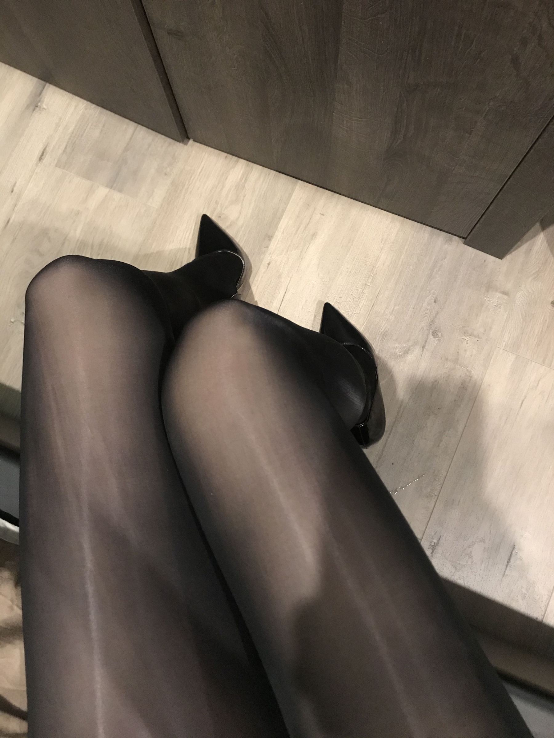 丝足博主麋鹿_Monroe 2020.03.07 黑丝长腿