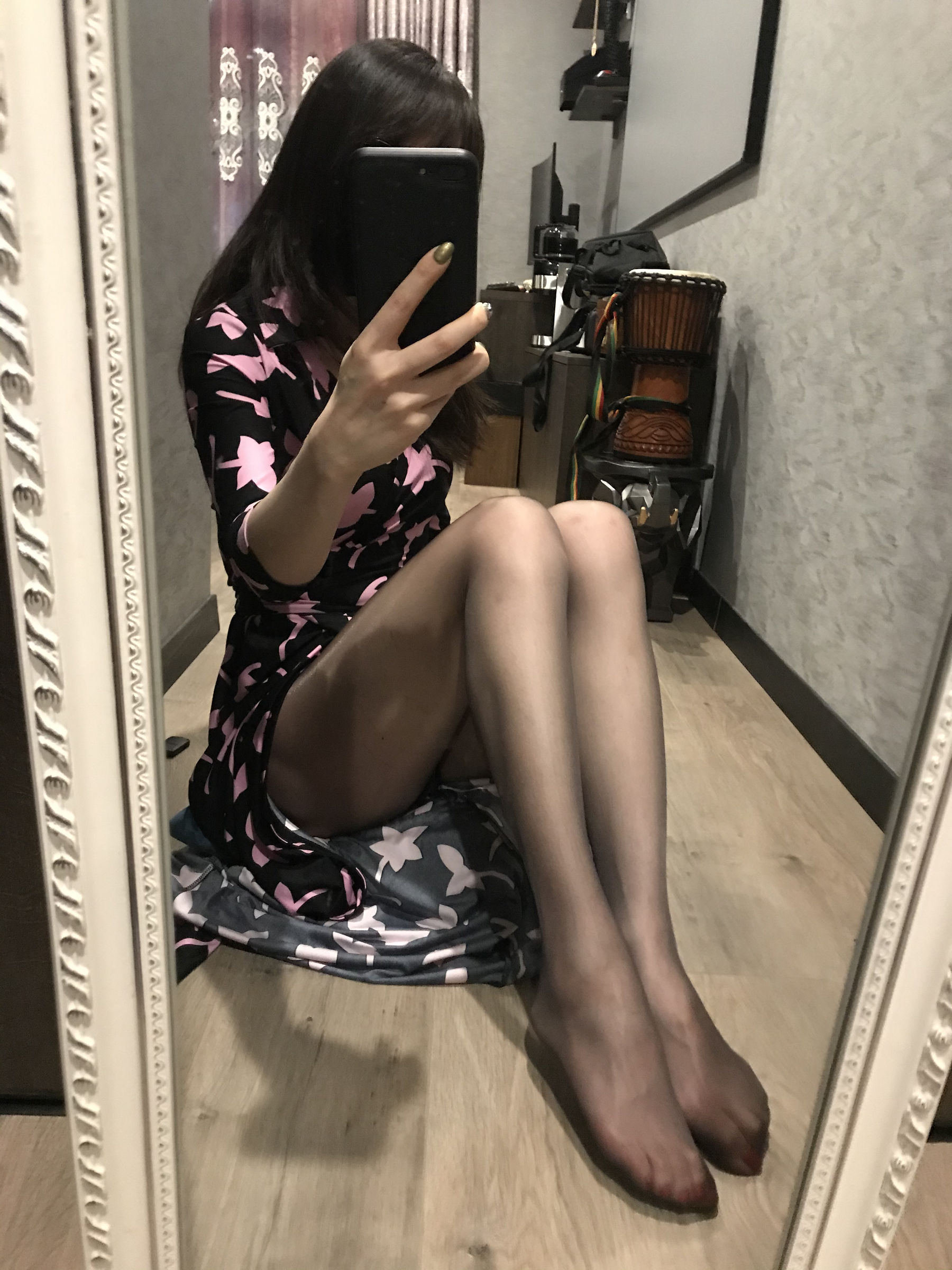 丝足博主麋鹿_Monroe 2020.03.23 包臀黑丝