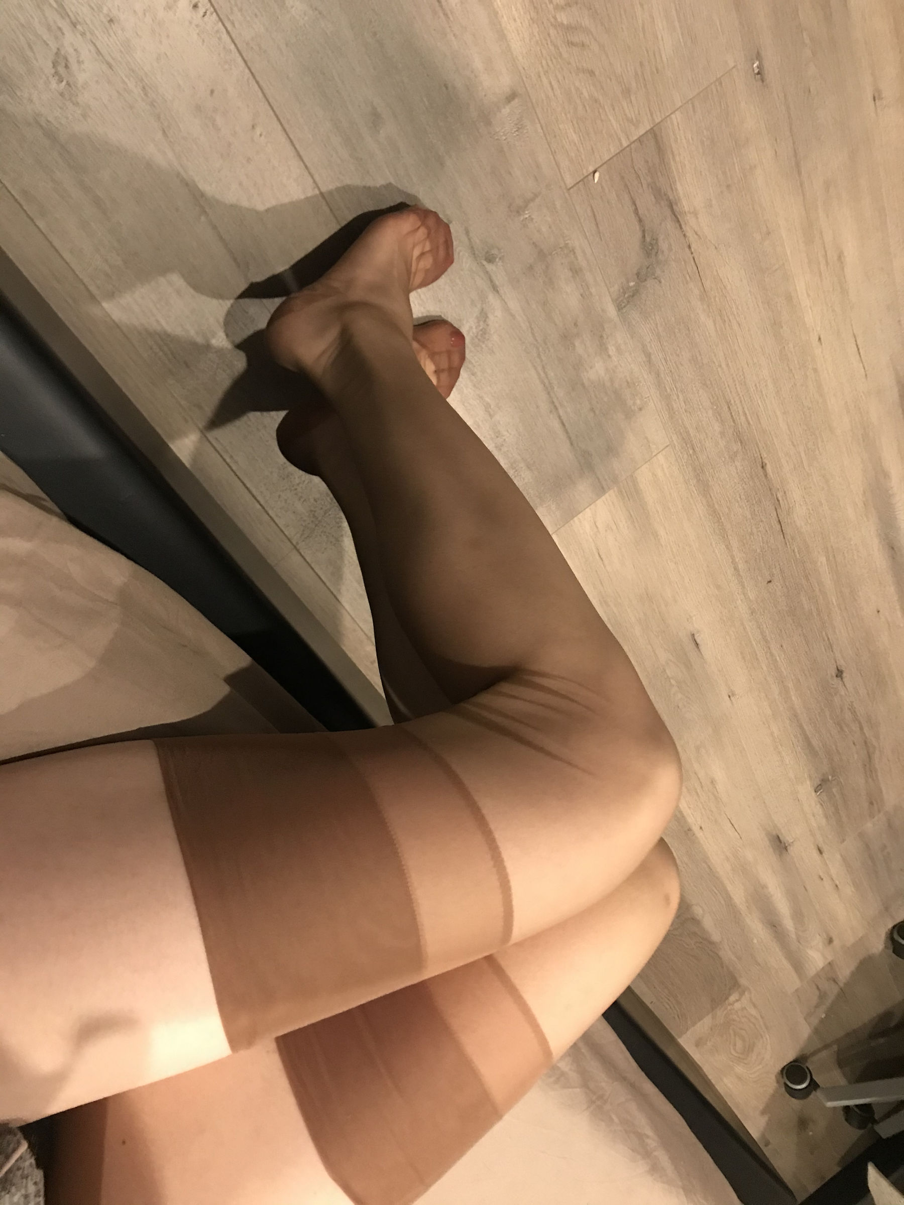 丝足博主麋鹿_Monroe 2020.03.28 丝袜集锦